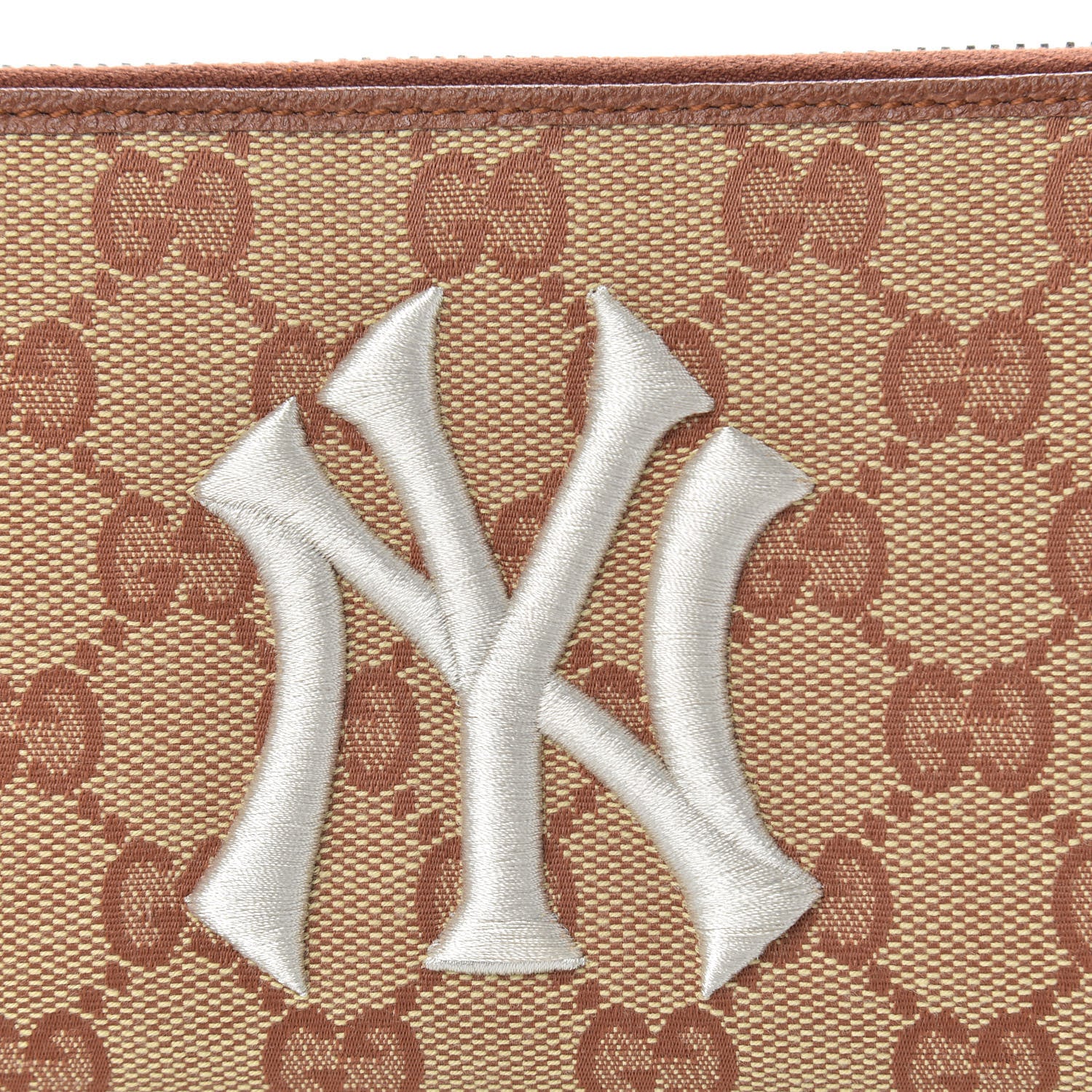 Gucci X MLB GG Monogram NY Yankees Zip Around Wallet Beige Ruggine Ivory 8 of 9