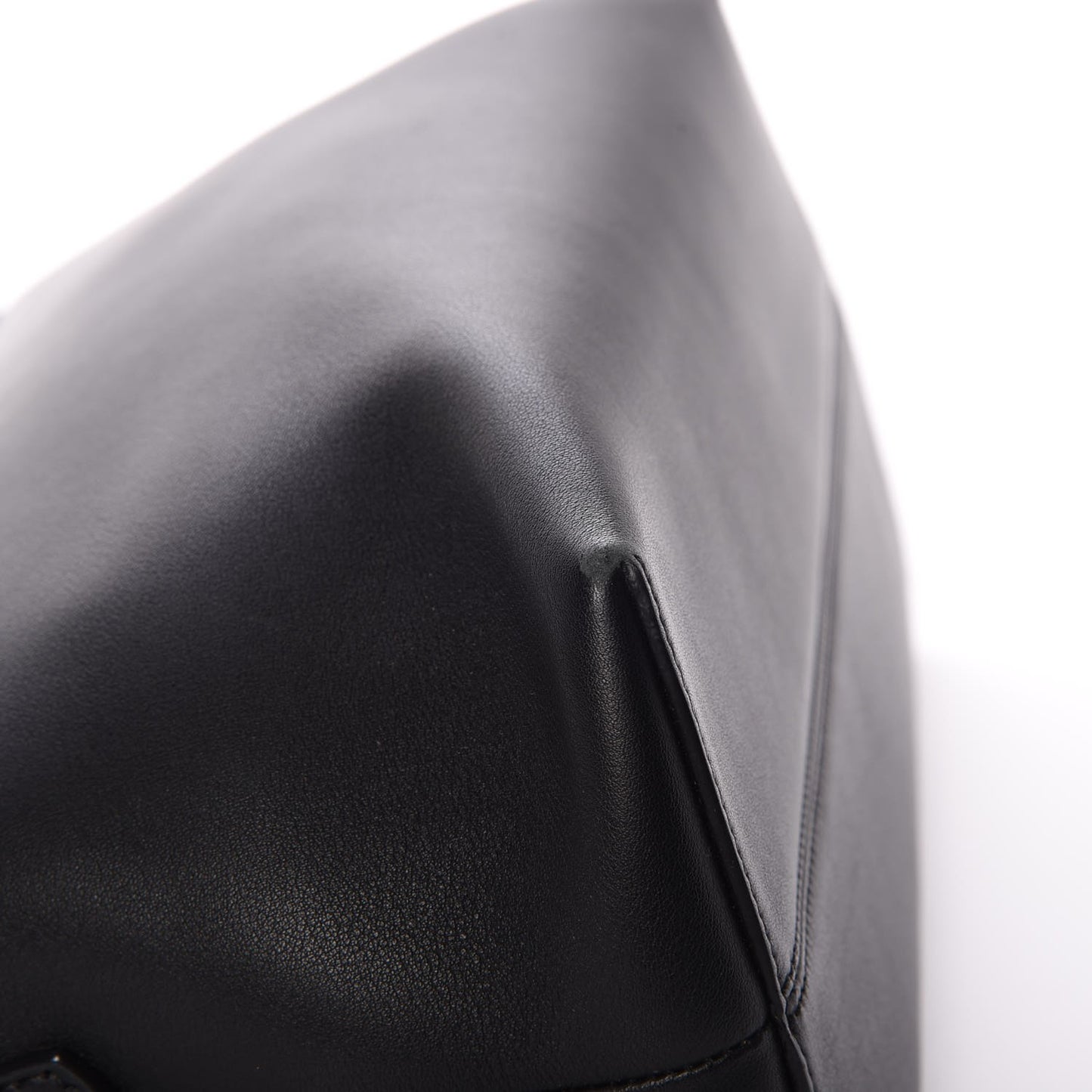 Vitello Dolce Medium By The Way Boston Bag Black