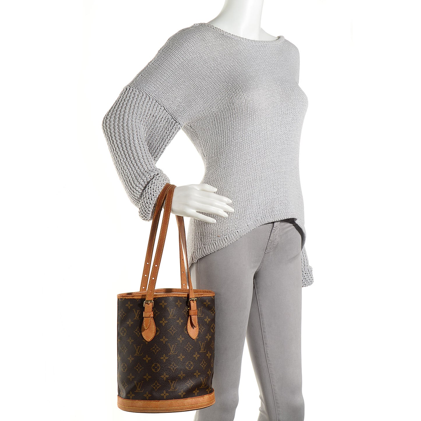 Monogram Petit Bucket 23