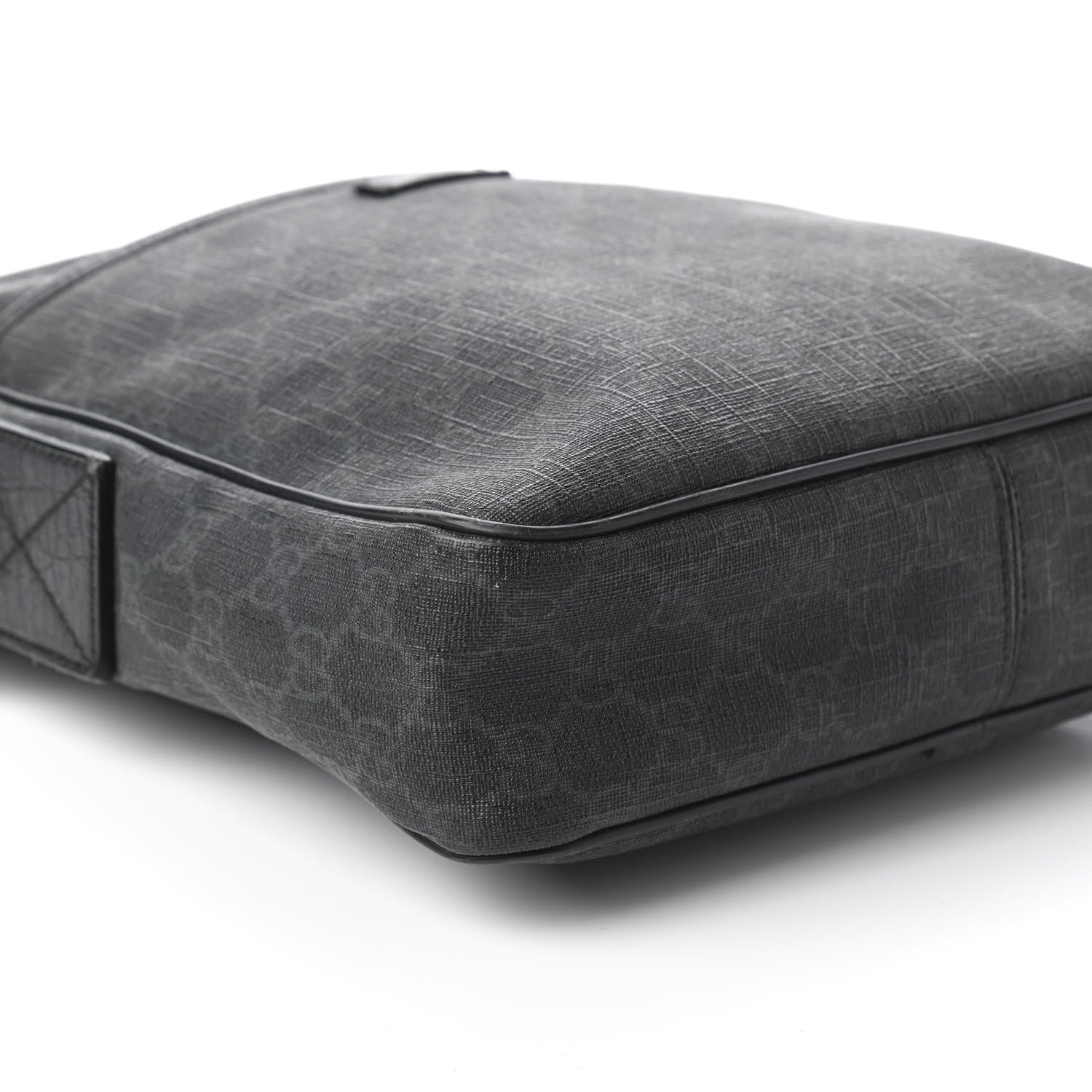 Gucci GG Supreme Monogram Messenger Bag Black Grey 6 of 11