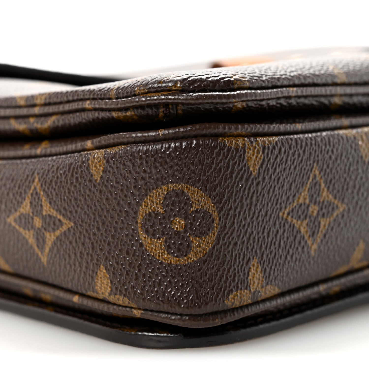 Louis Vuitton Monogram Pochette Metis 8 of 13