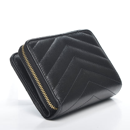 Saint Laurent Grain De Poudre Matelasse Chevron Monogram Compact Zip Around Wallet Black 3 of 8