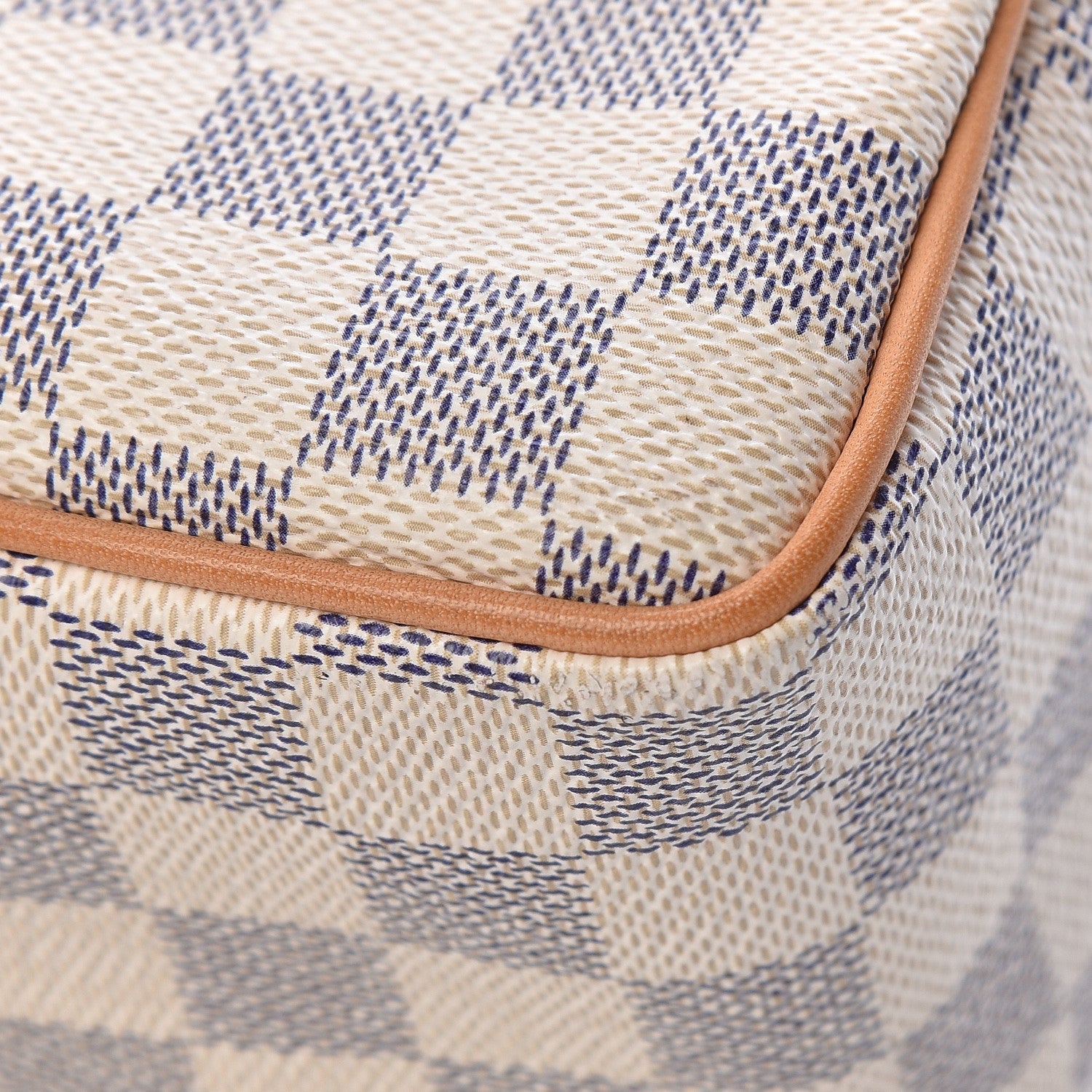 Louis Vuitton Damier Azur Toiletry Bag 25 9 of 11