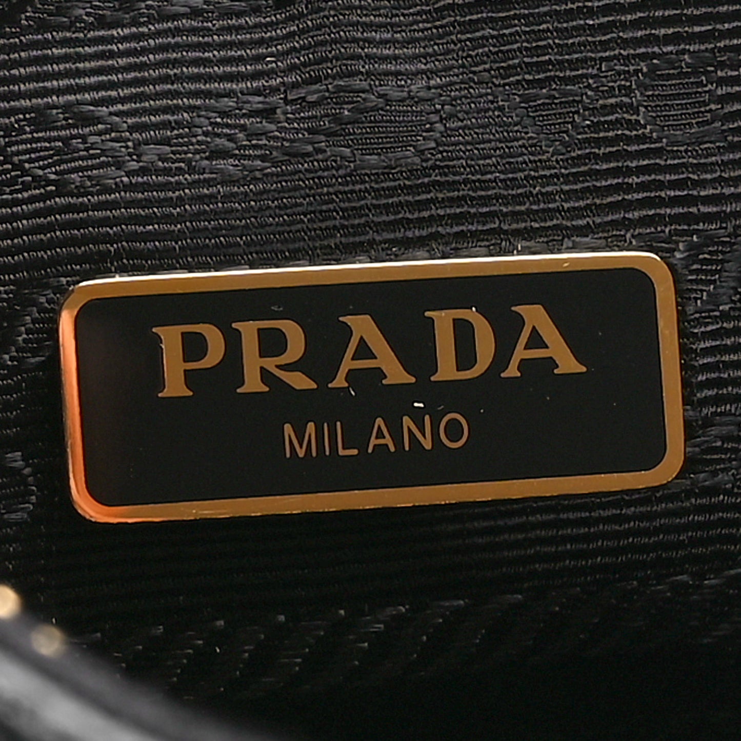 Saffiano Lux Re-Edition 2005 Shoulder Bag Black