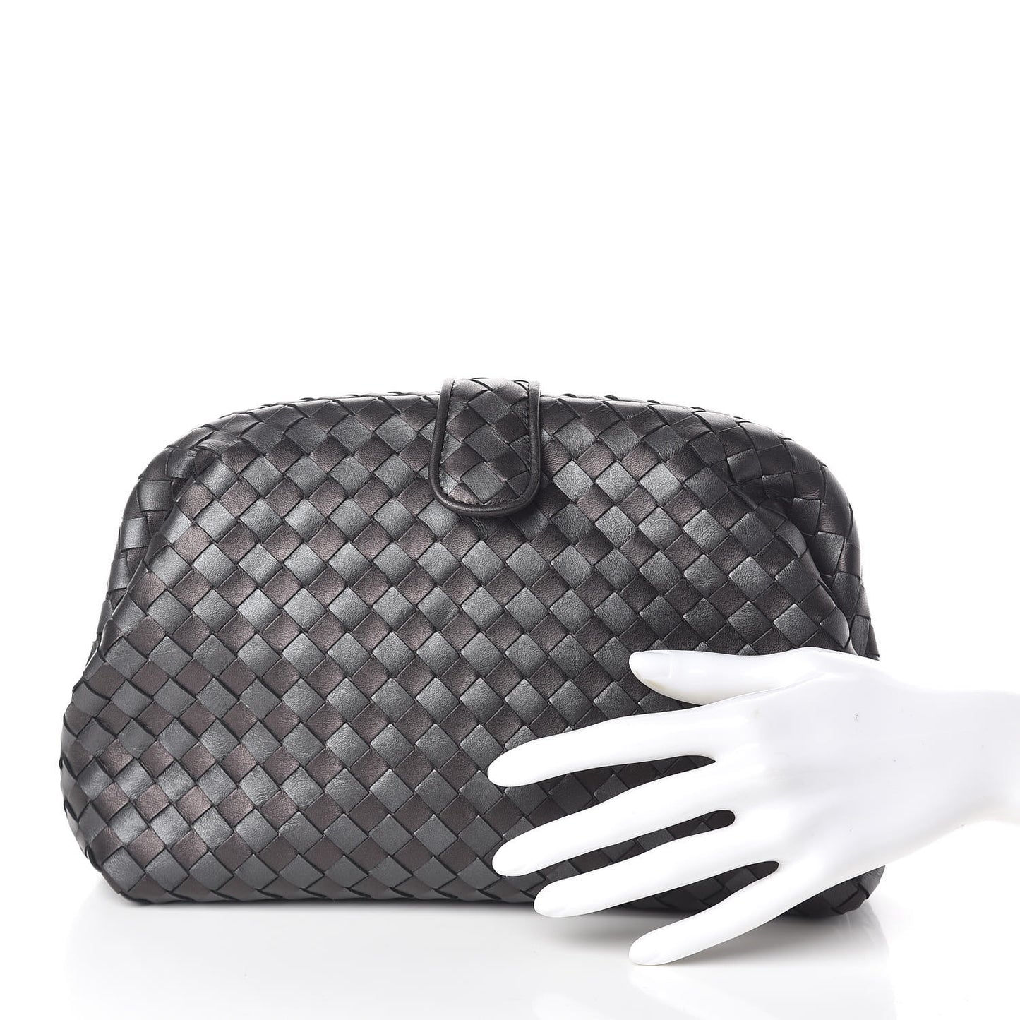 Metallic Nappa Intrecciato The Lauren 1980 Clutch Quetsche Antique Silver