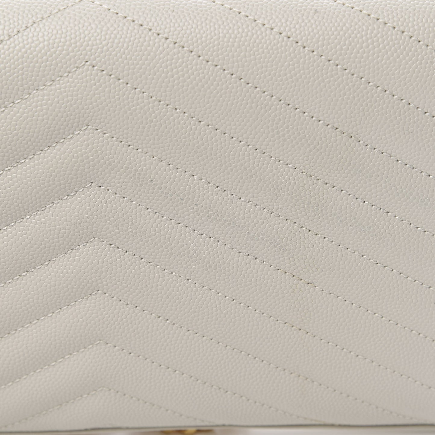 Grain De Poudre Matelasse Chevron Monogram Chain Wallet Crema Soft
