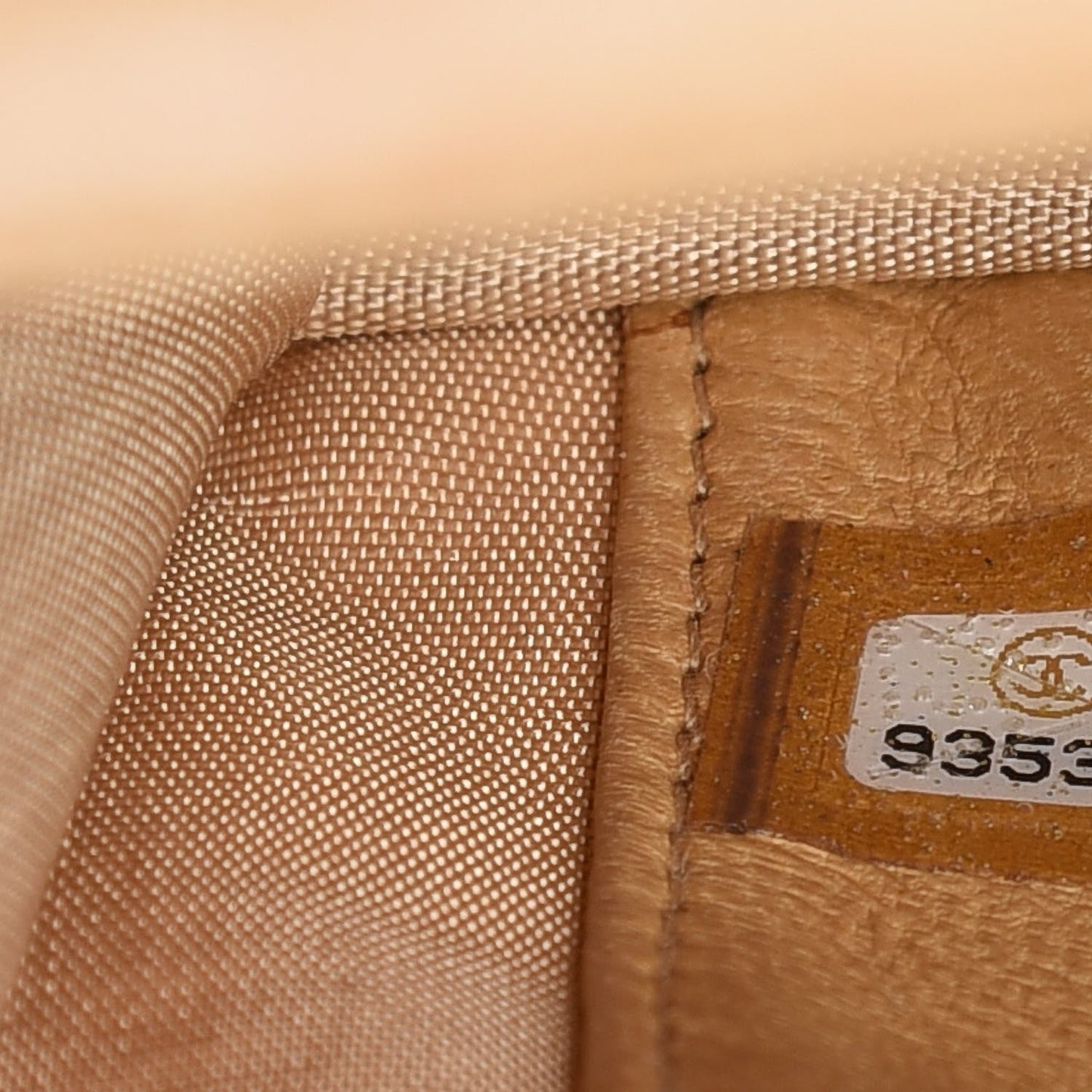 Caviar Timeless CC Wallet On Chain WOC Beige