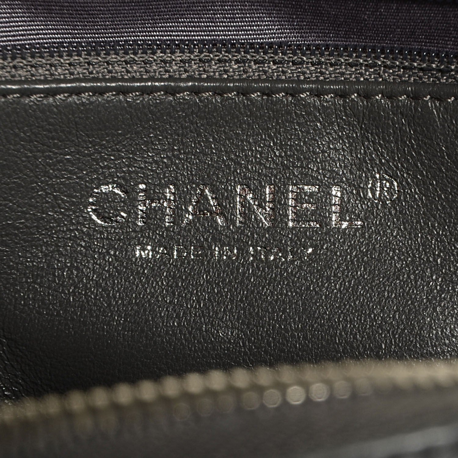 Chanel Aged Calfskin Medium Reissue Camera Case Grey 6 of 8
