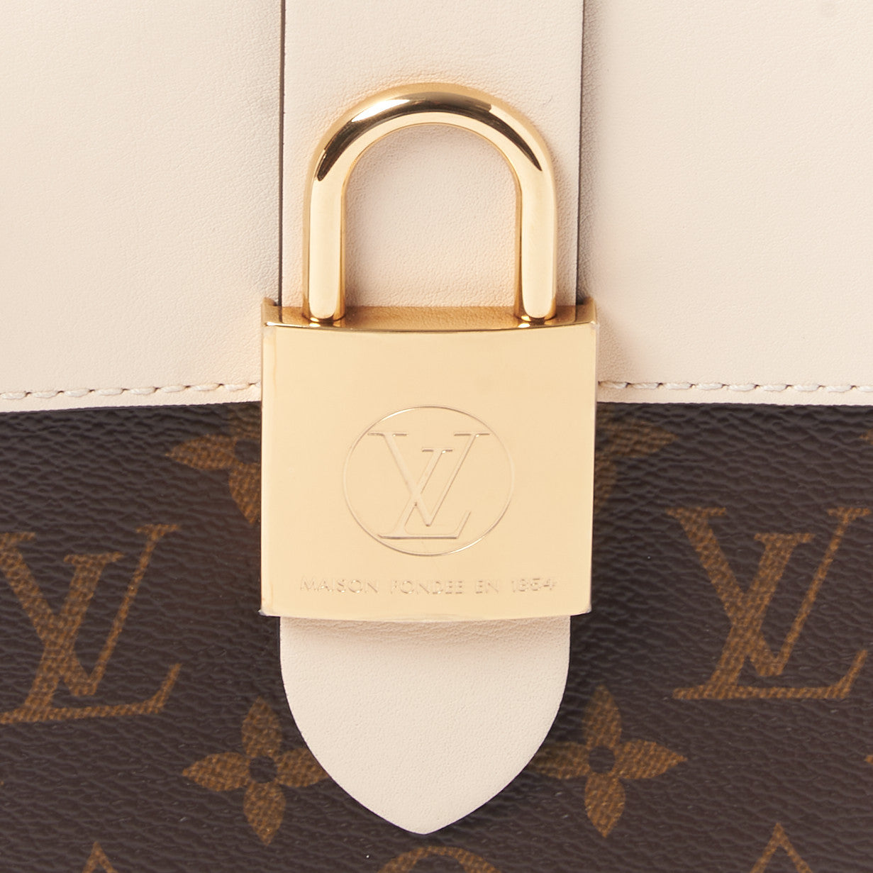 Monogram Locky BB Creme