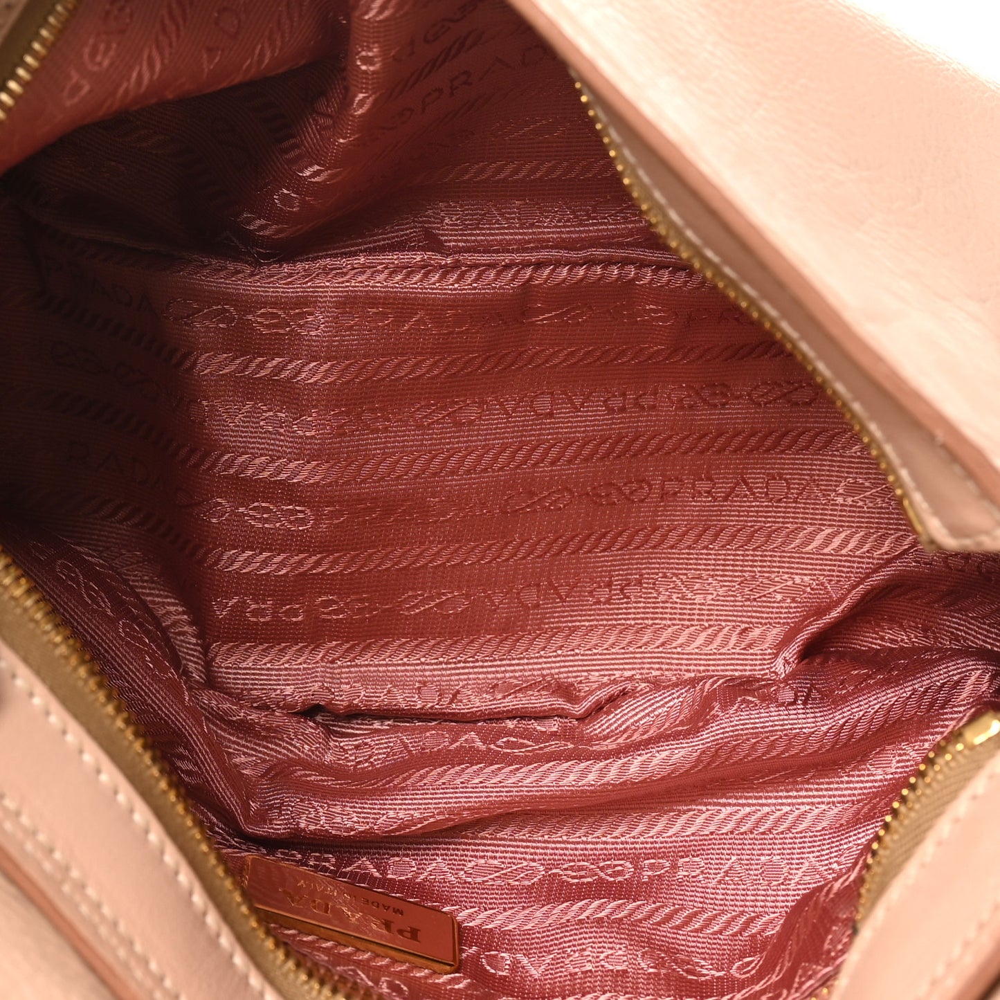 Vitello Daino Shoulder Bag Sabbia