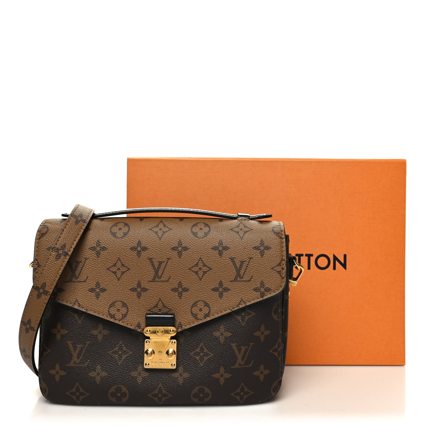 Reverse Monogram Pochette Metis