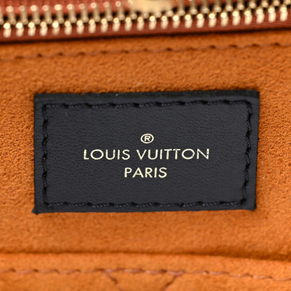 Louis Vuitton Empreinte Monogram Giant Onthego GM Black 6 of 9
