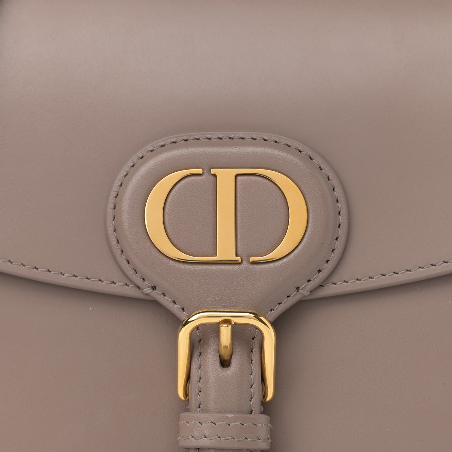 Box Calfskin Medium Bobby Flap Warm Taupe