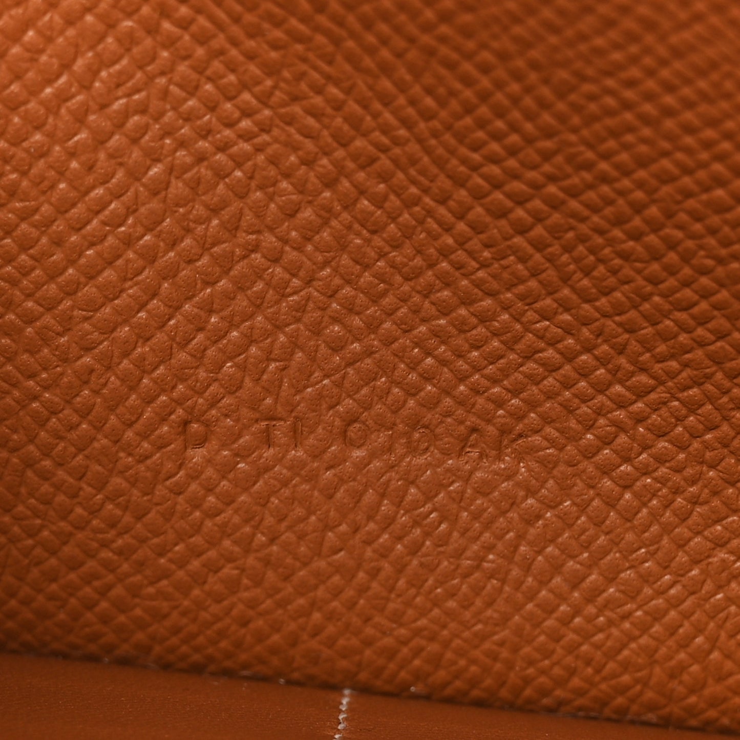 Epsom Kelly Longue Wallet Gold