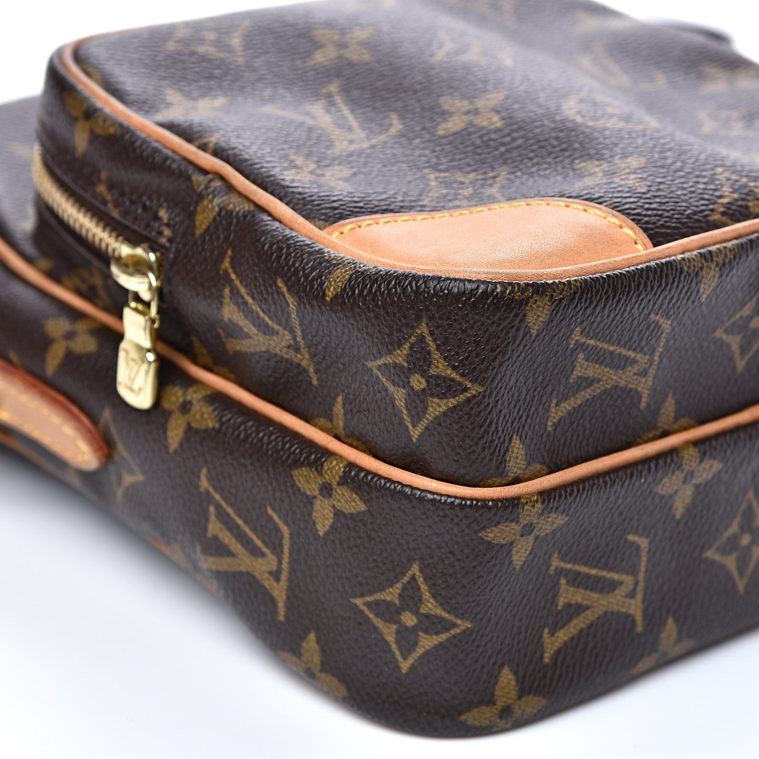 Louis Vuitton Monogram Amazone 6 of 15