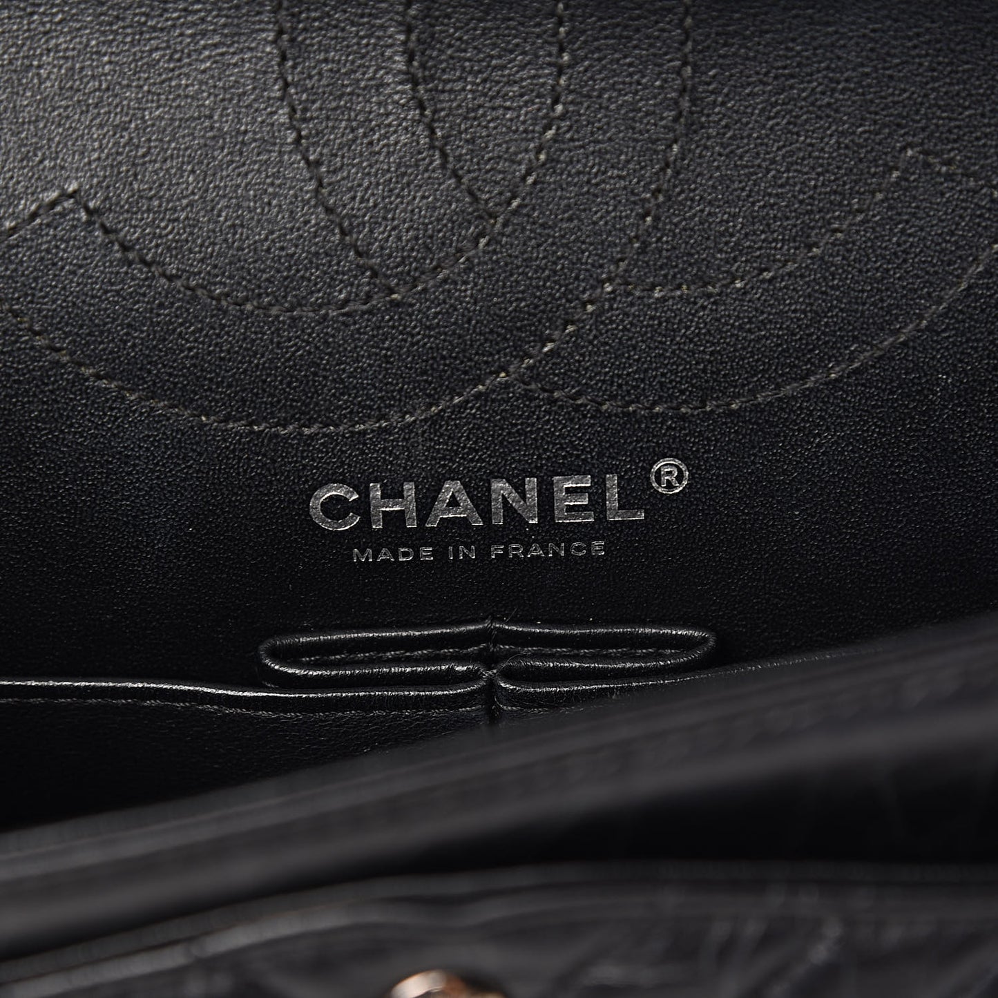 Aged Calfskin Chevron Quilted 2.55 Reissue 225 Flap So Black