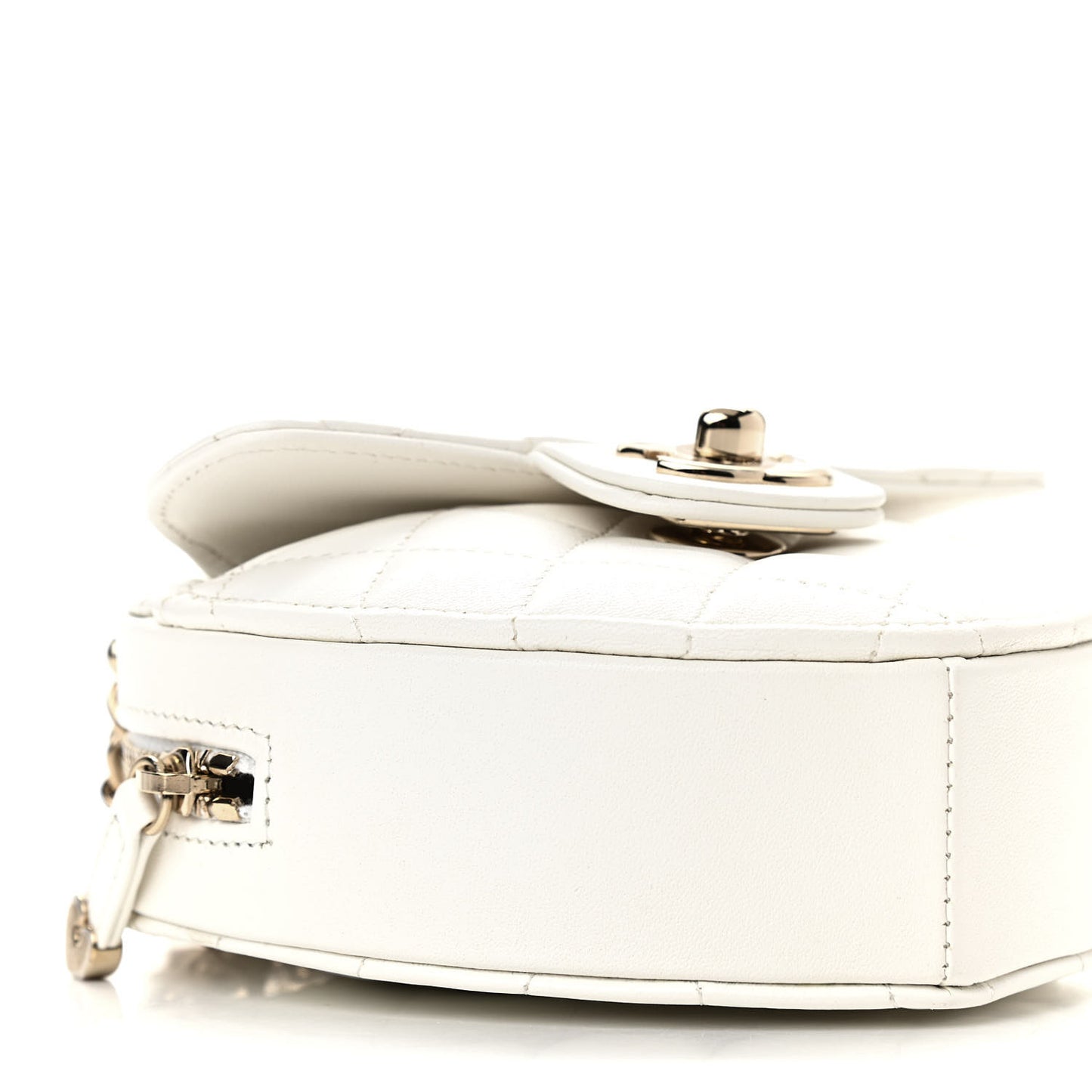 Lambskin Quilted CC In Love Heart Clutch With Chain White