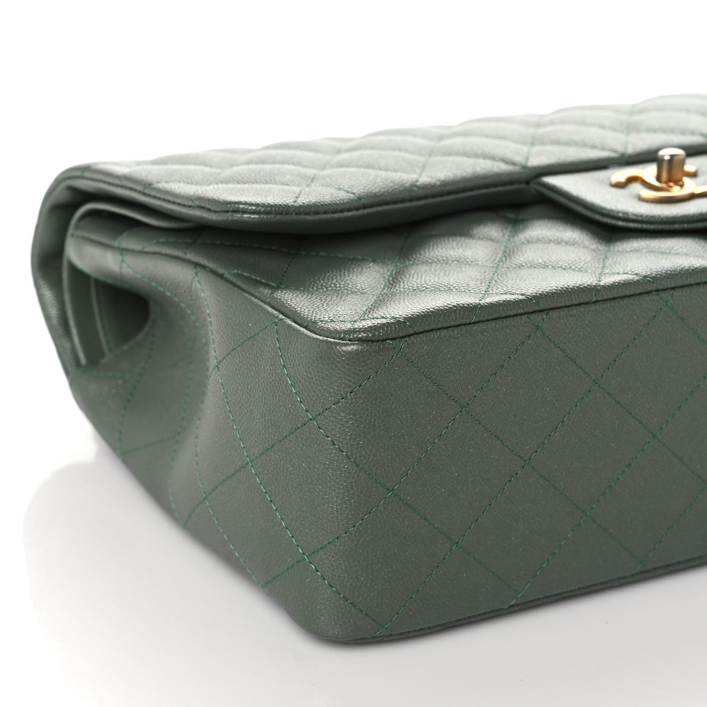 Iridescent Caviar Quilted Jumbo Double Flap Green