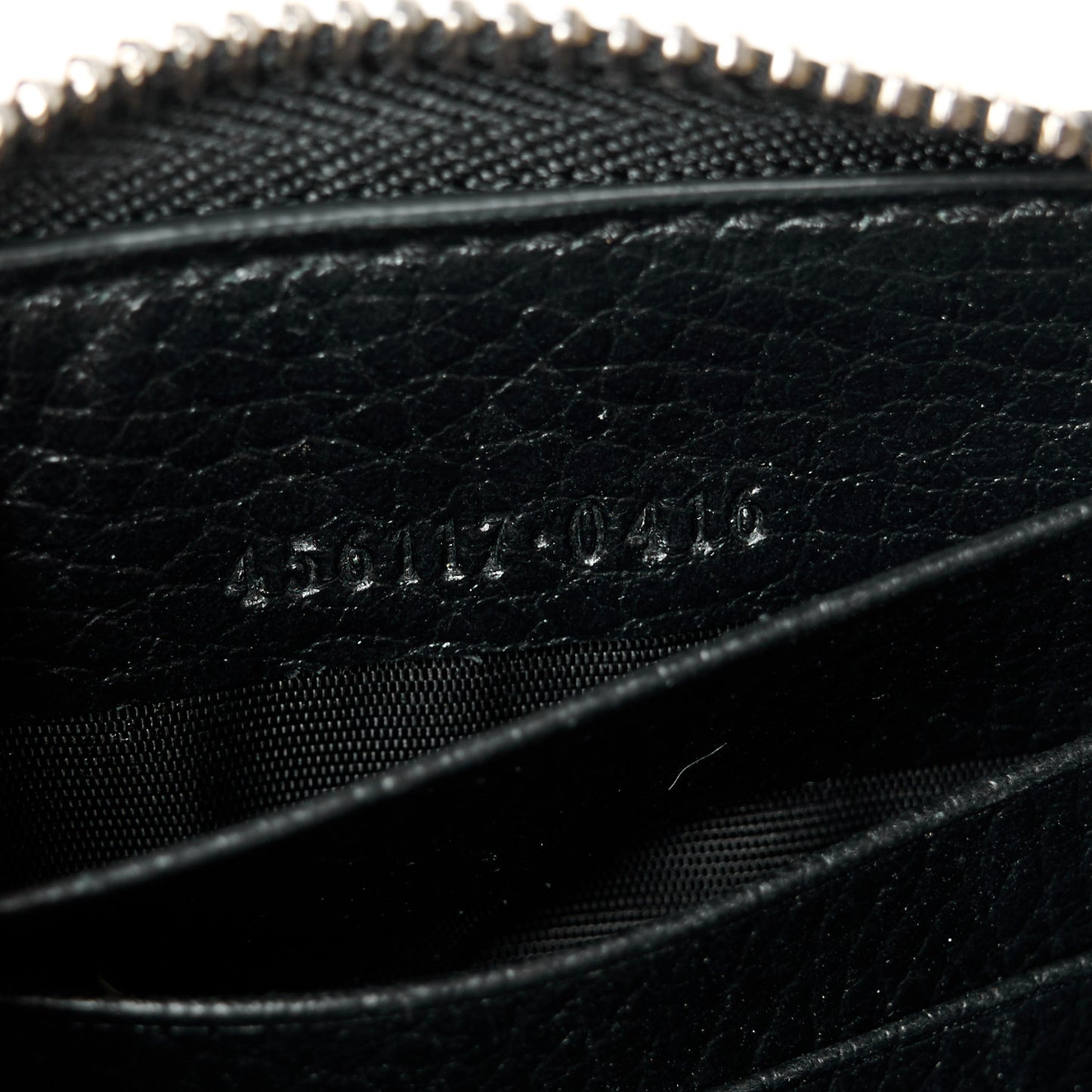 Dollar Calfskin Monochrome GG Marmont Zip Around Wallet Black