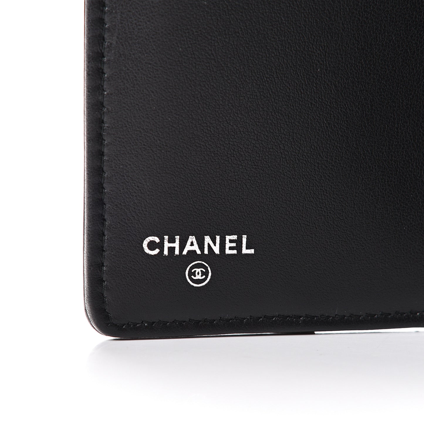 Aged Calfskin Quilted Gabrielle Yen Wallet Black