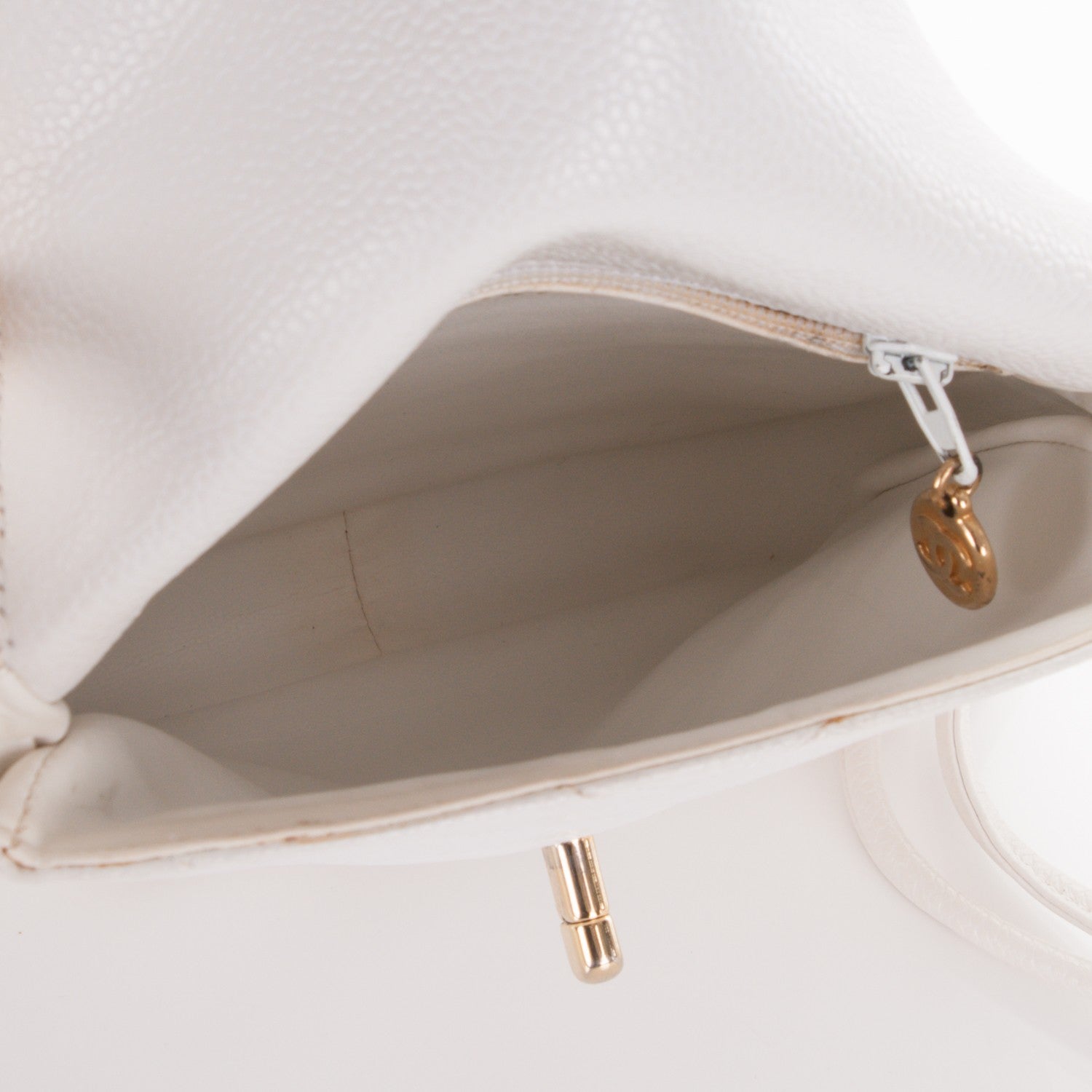 Chanel Caviar Chevron CC Shoulder Bag White 5 of 8