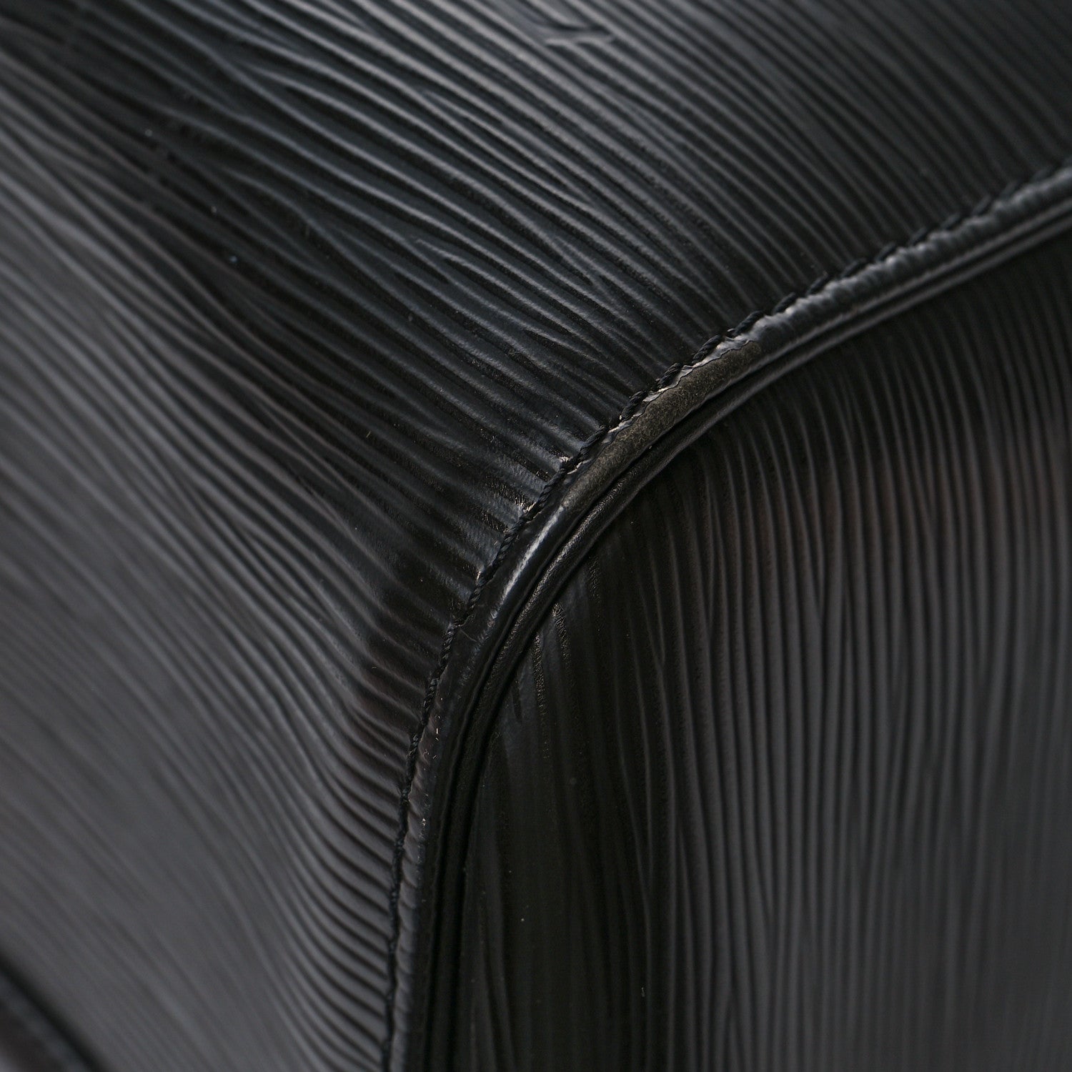 Louis Vuitton Epi Keepall 45 Black 10 of 16