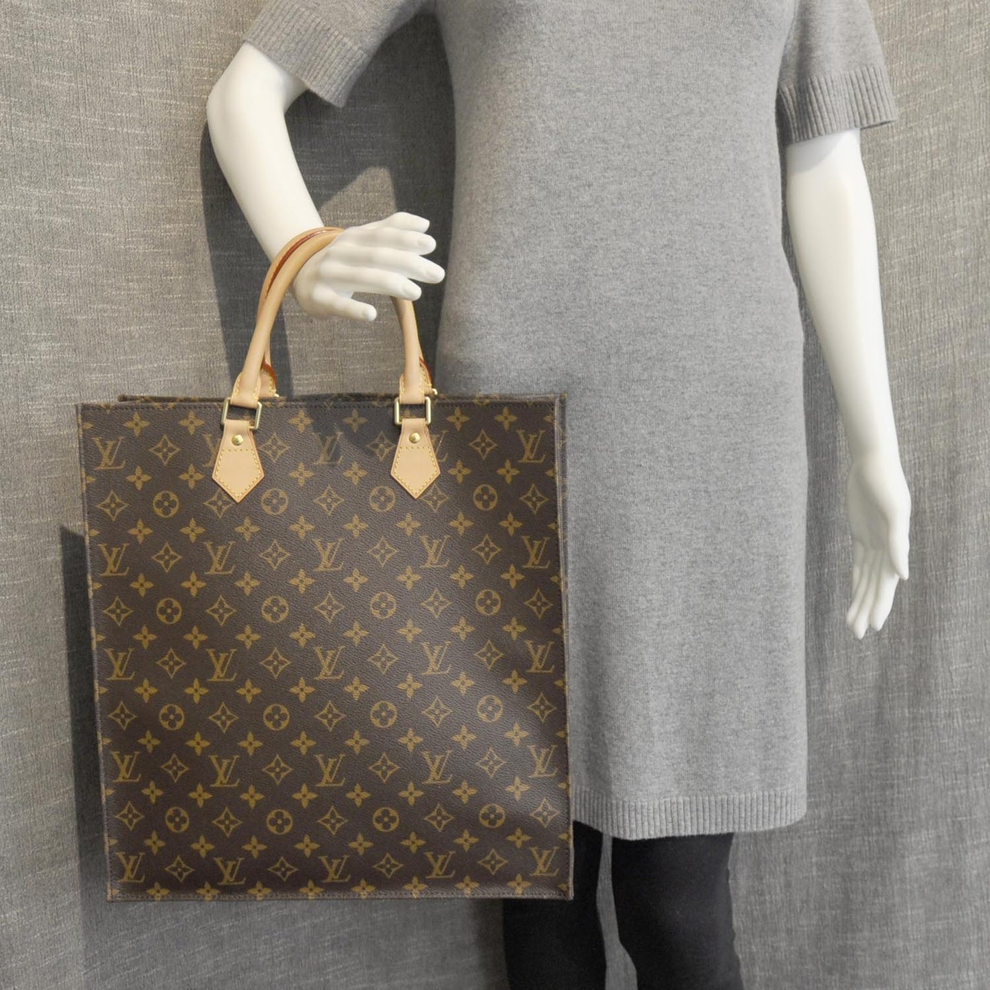 Monogram Sac Plat
