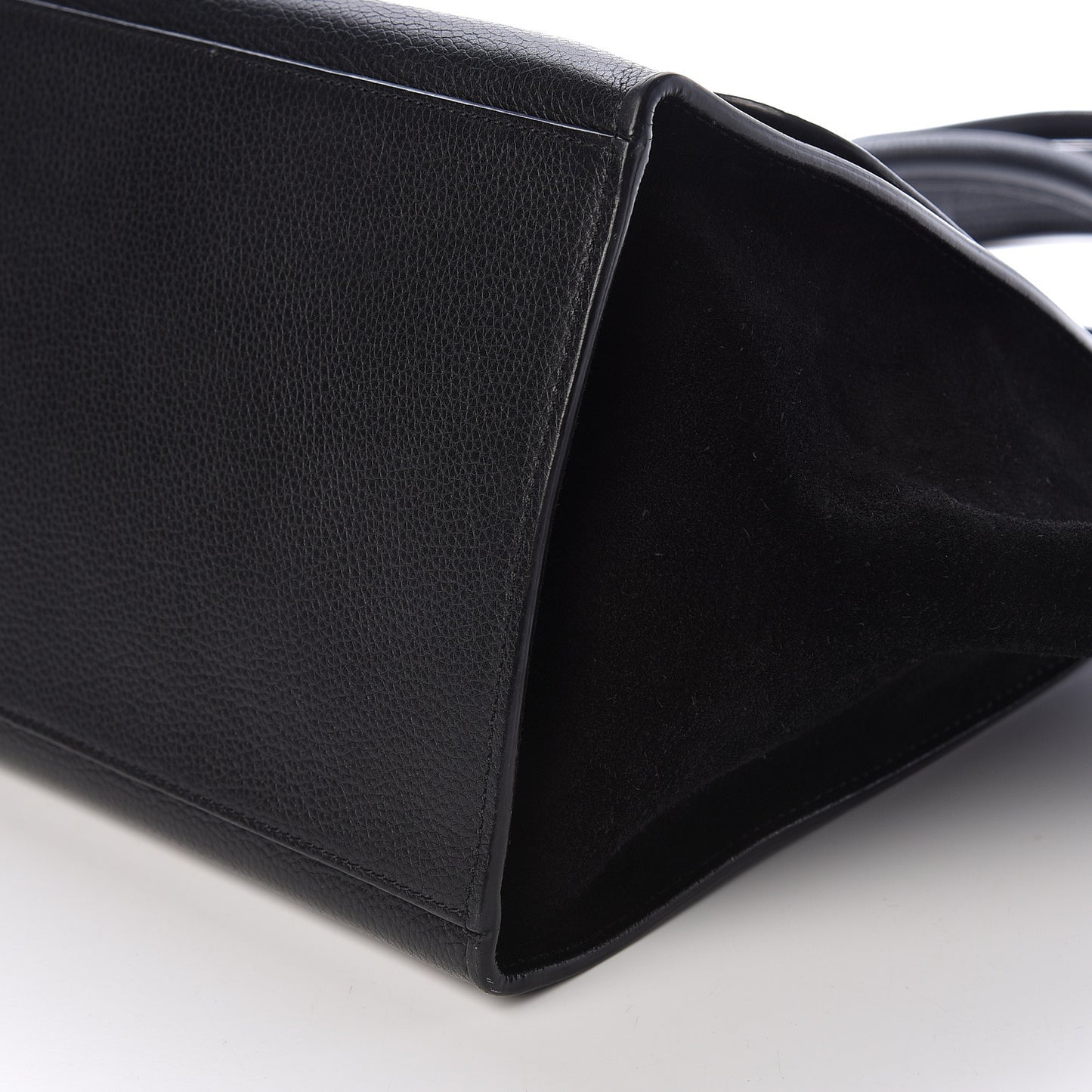 Drummed Calfskin Suede Medium Trapeze Black