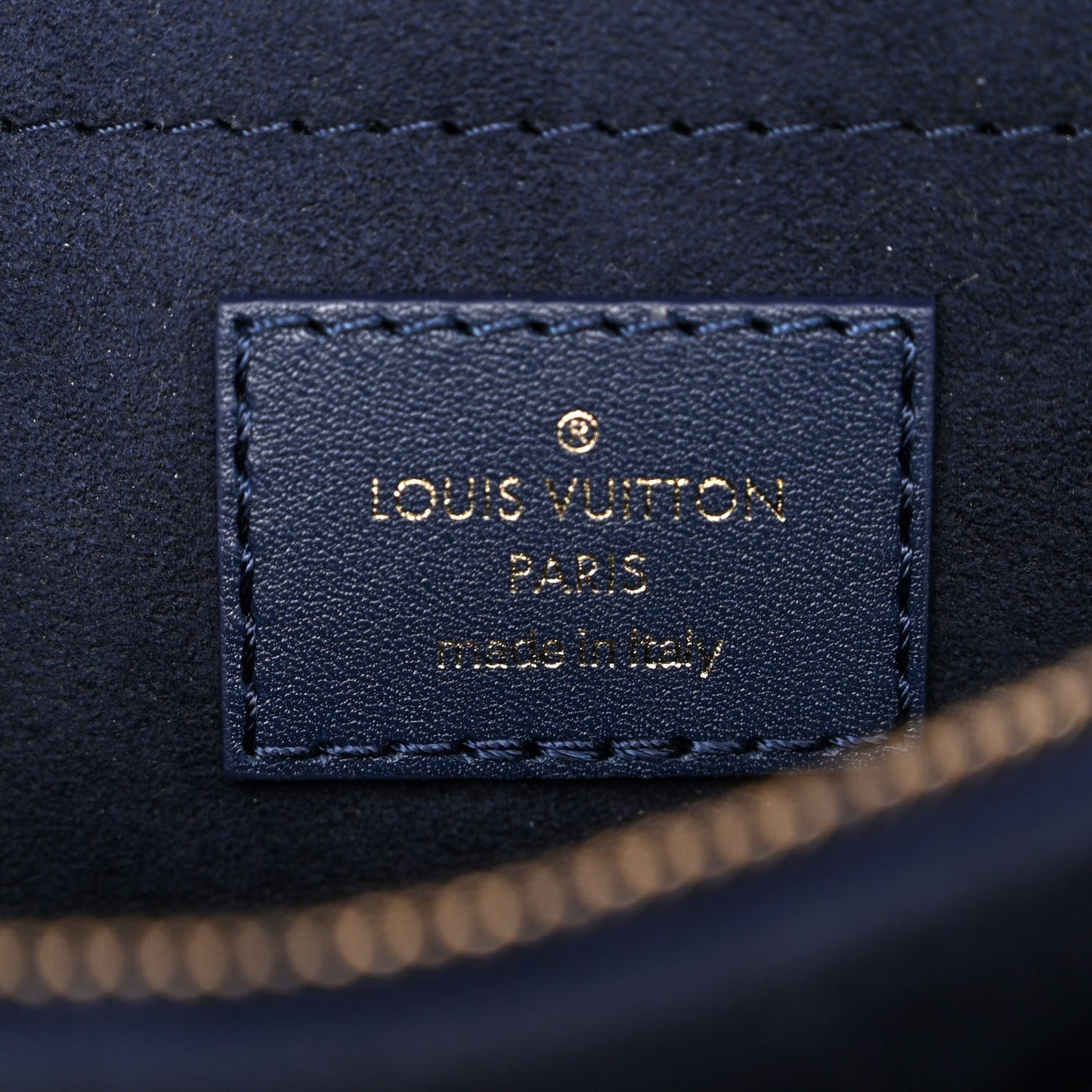 Calfskin New Wave Chain Bag MM NM Bleu Nuit