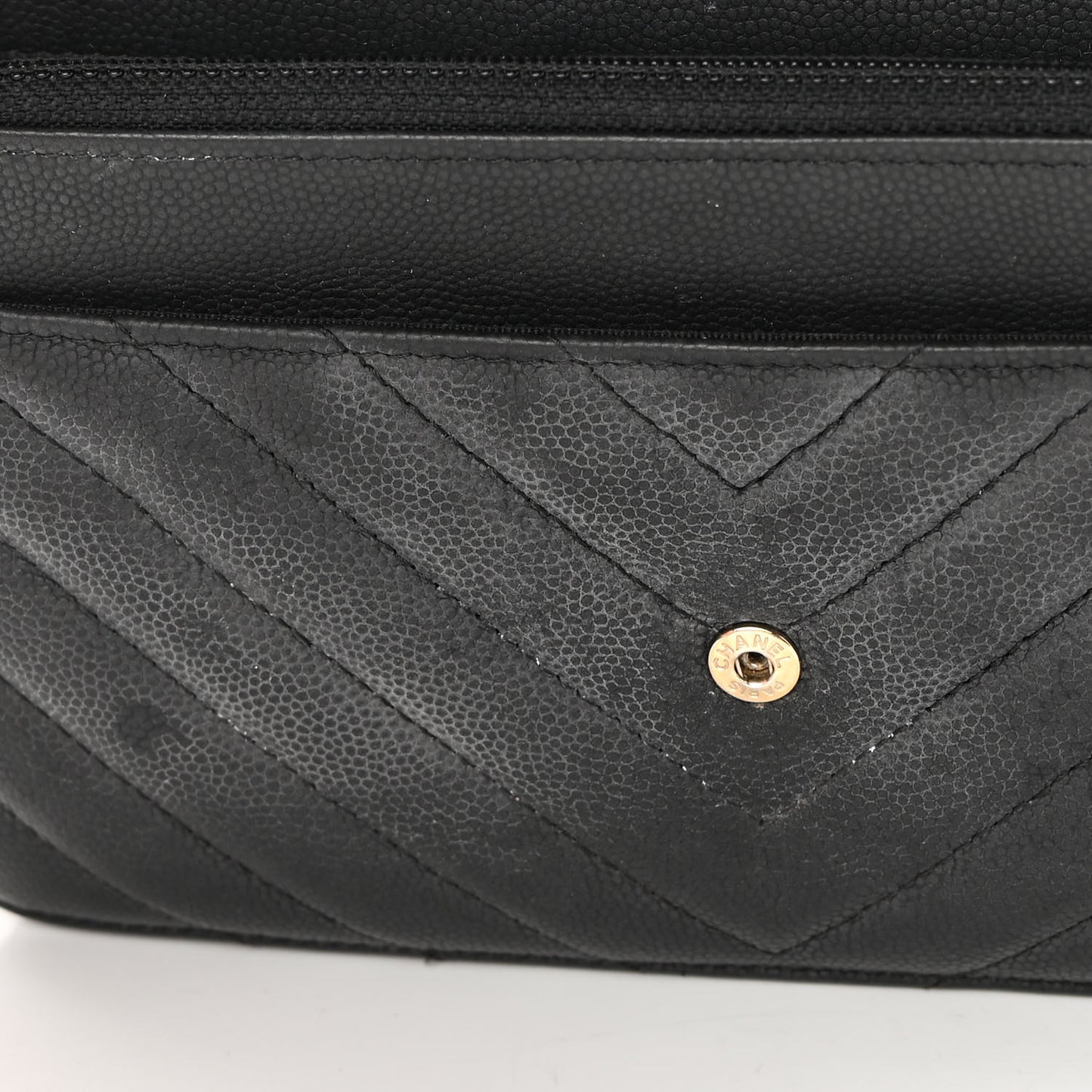Caviar Chevron Quilted Wallet On Chain WOC Black