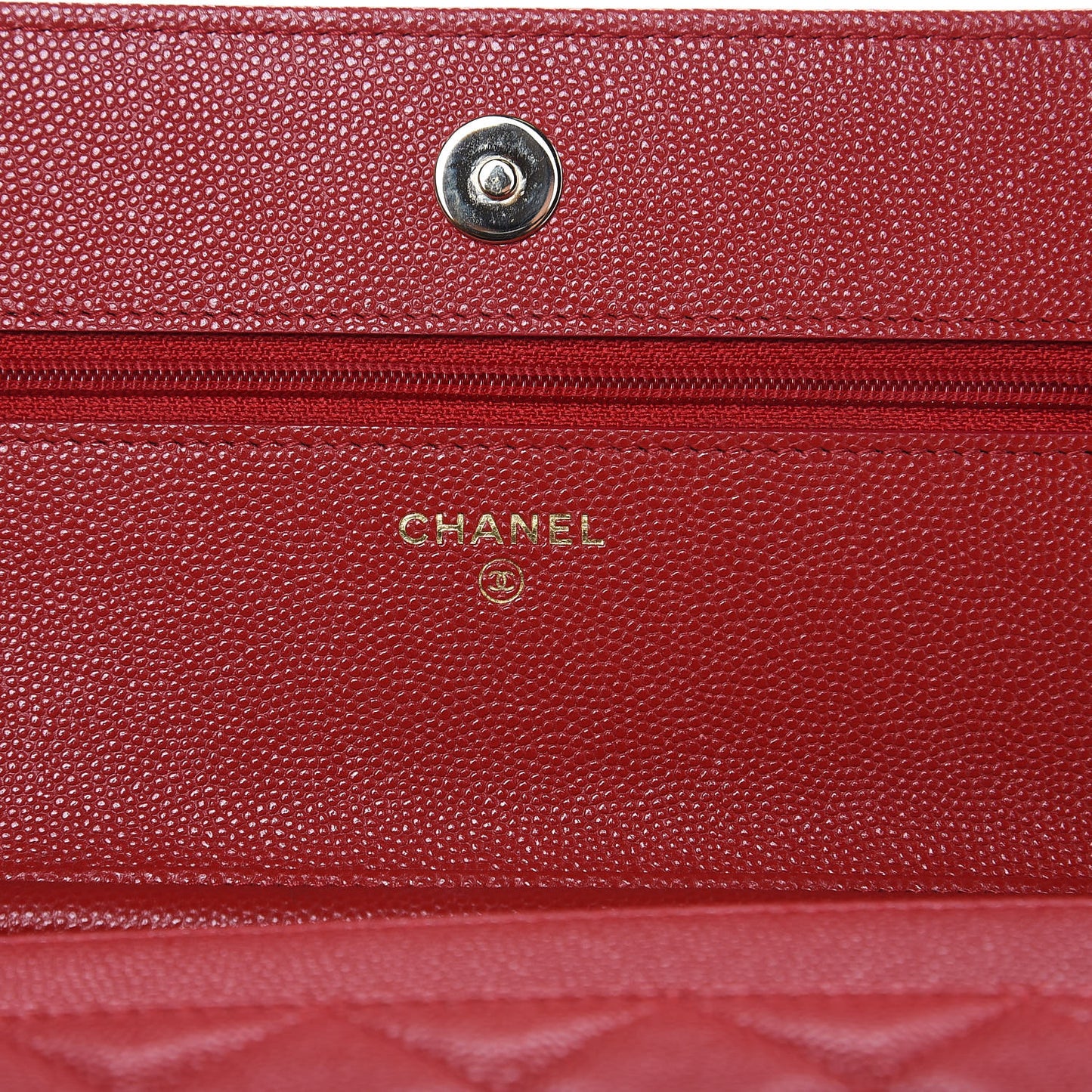 Caviar Quilted Wallet on Chain WOC Red