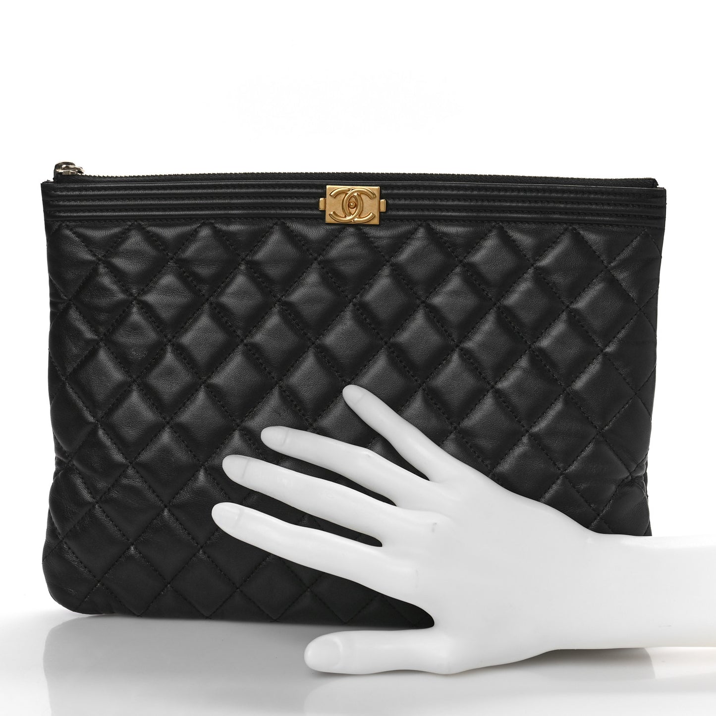 Caviar Quilted Medium Boy Cosmetic Case Black