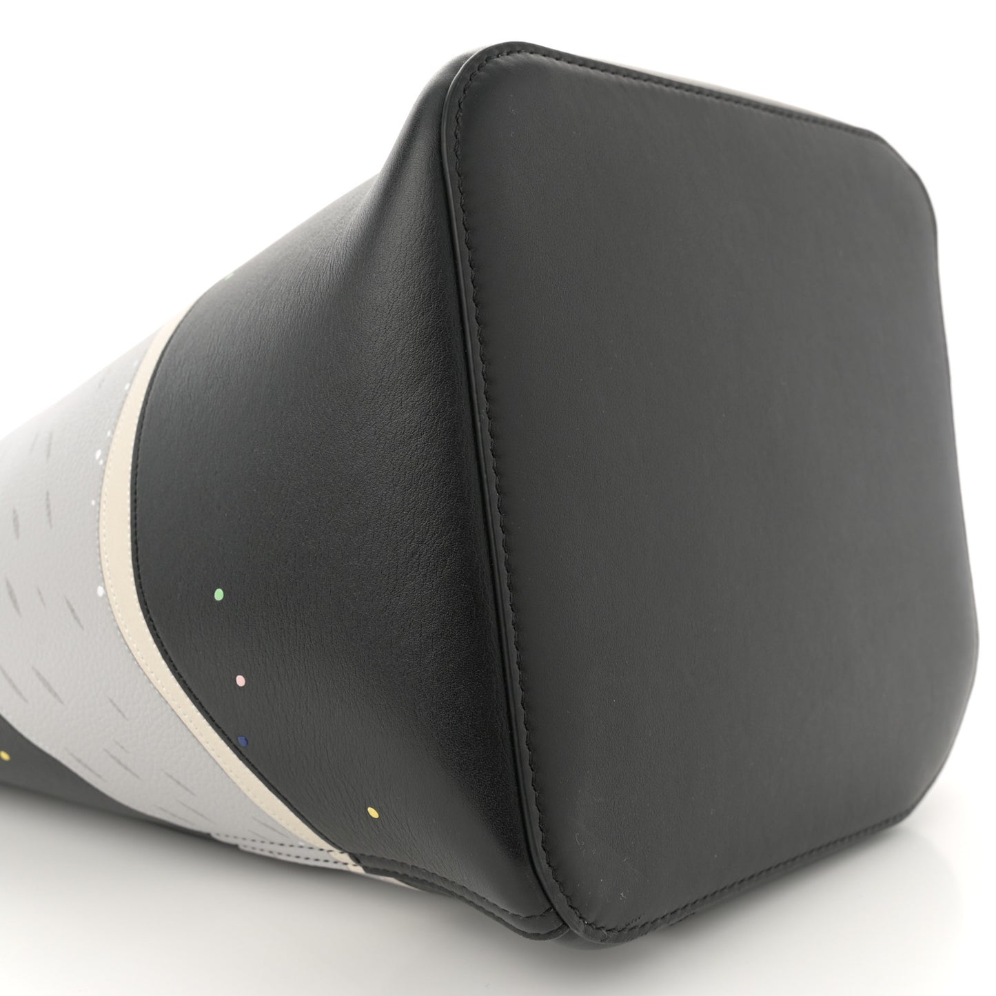 X SUNA FUJITA Smooth Calfskin Whale Medium Pebble Bucket Bag Black