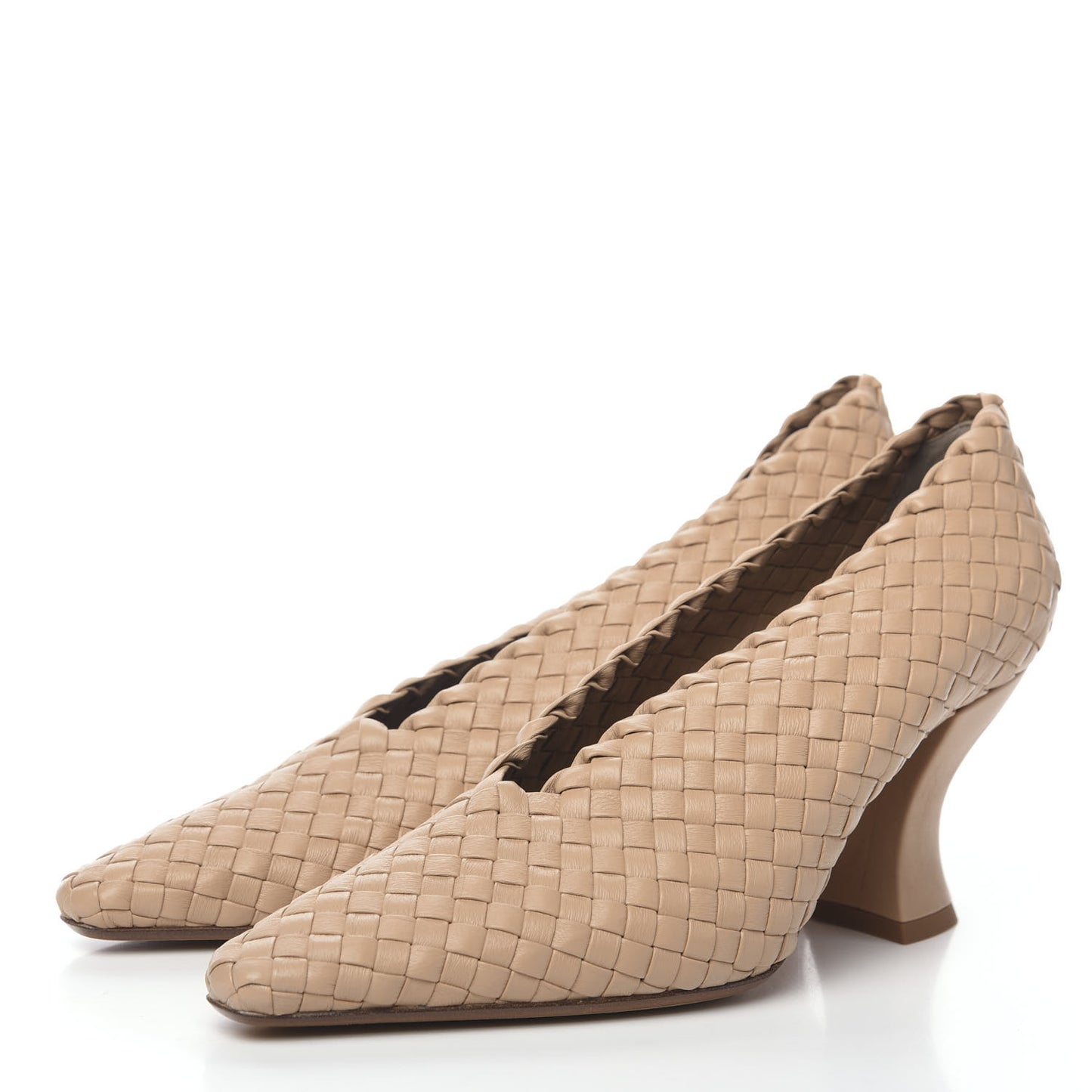 Nappa Intrecciato Almond Pumps 38 Cipria