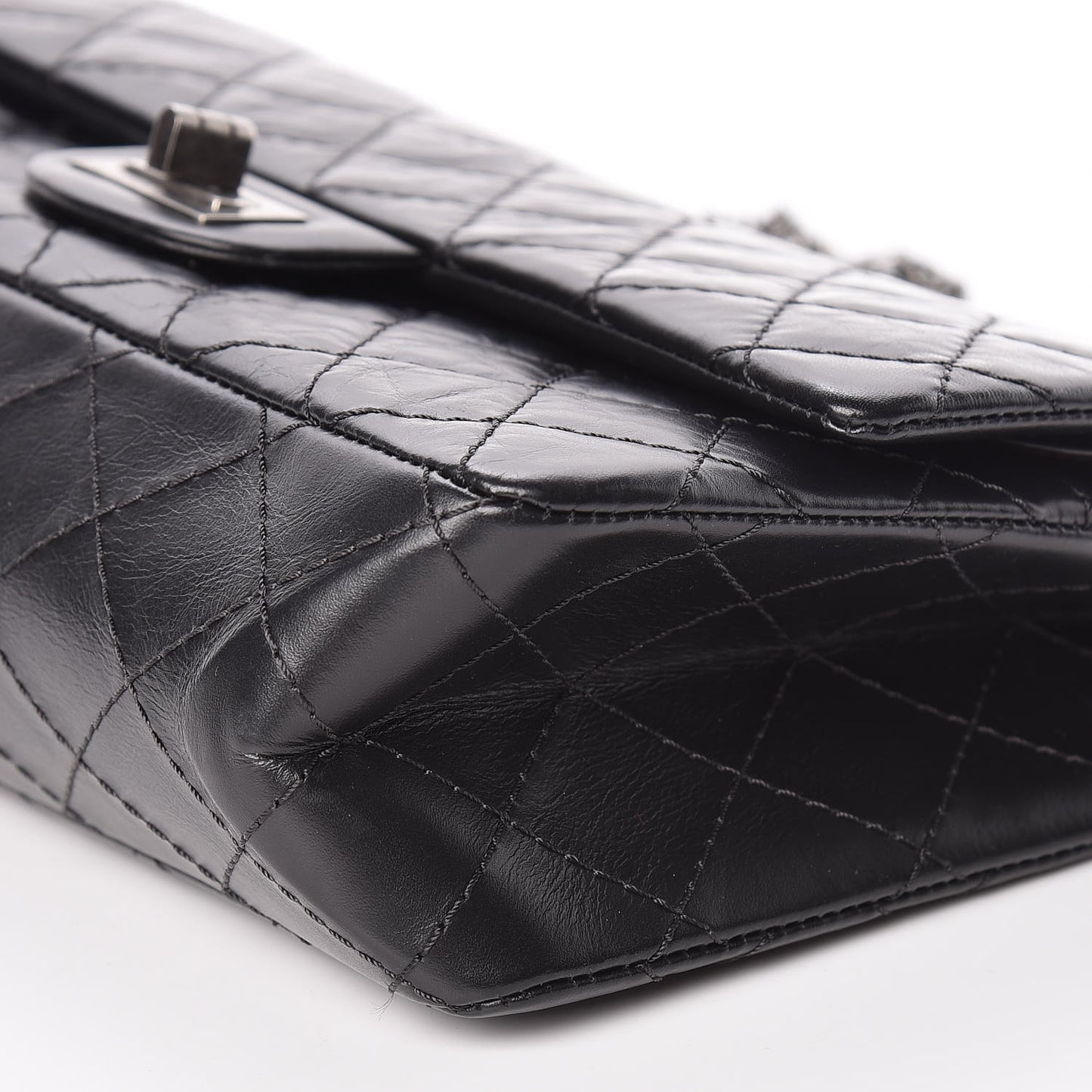 Aged Calfskin Quilted 2.55 Reissue 225 Flap Black