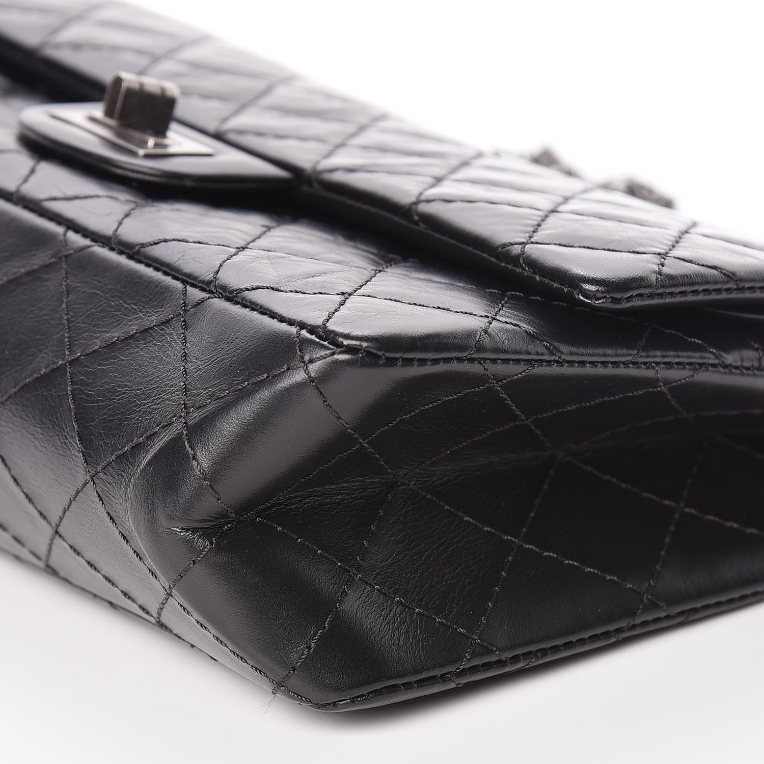 Chanel Aged Calfskin Quilted 2.55 Reissue 225 Flap Black 6 of 10