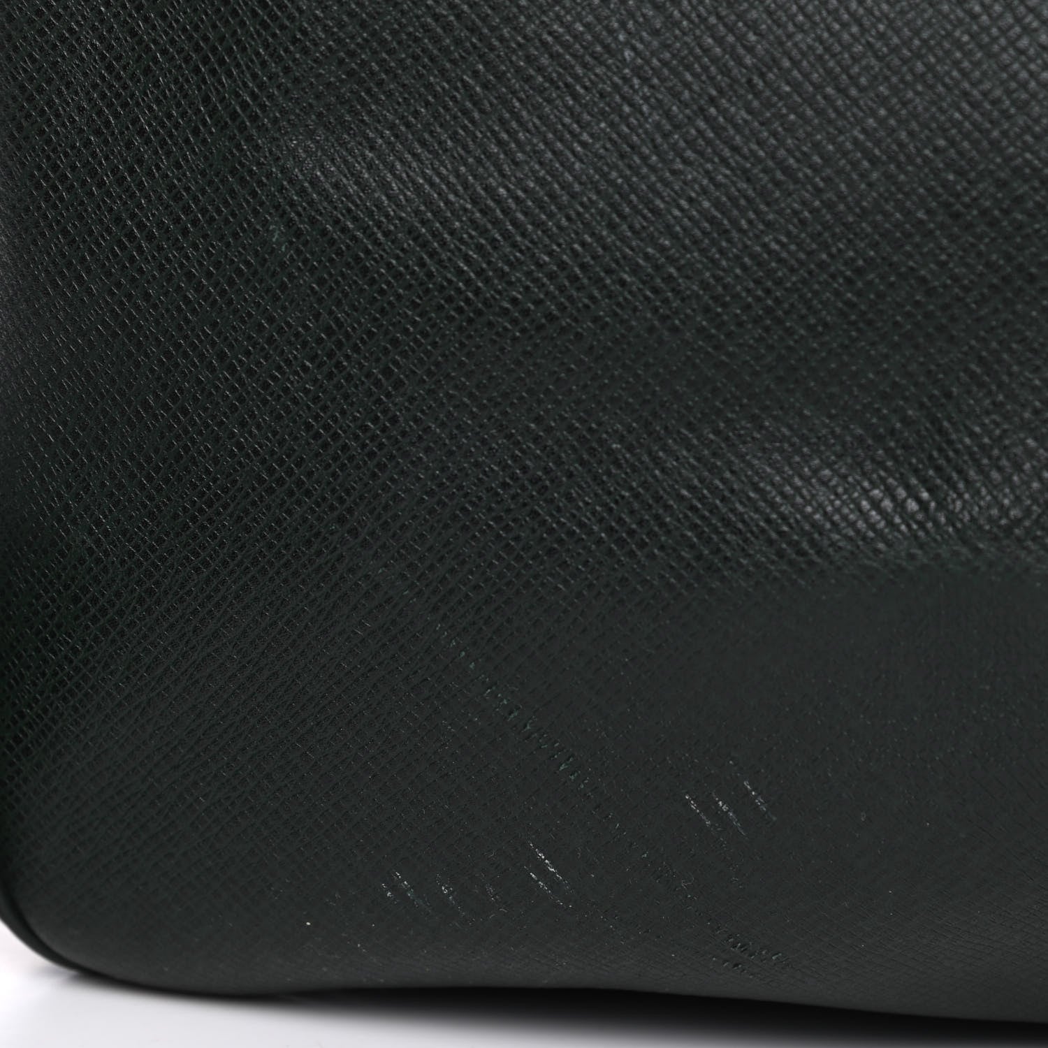 Louis Vuitton Taiga Kendall GM Epicea 8 of 19