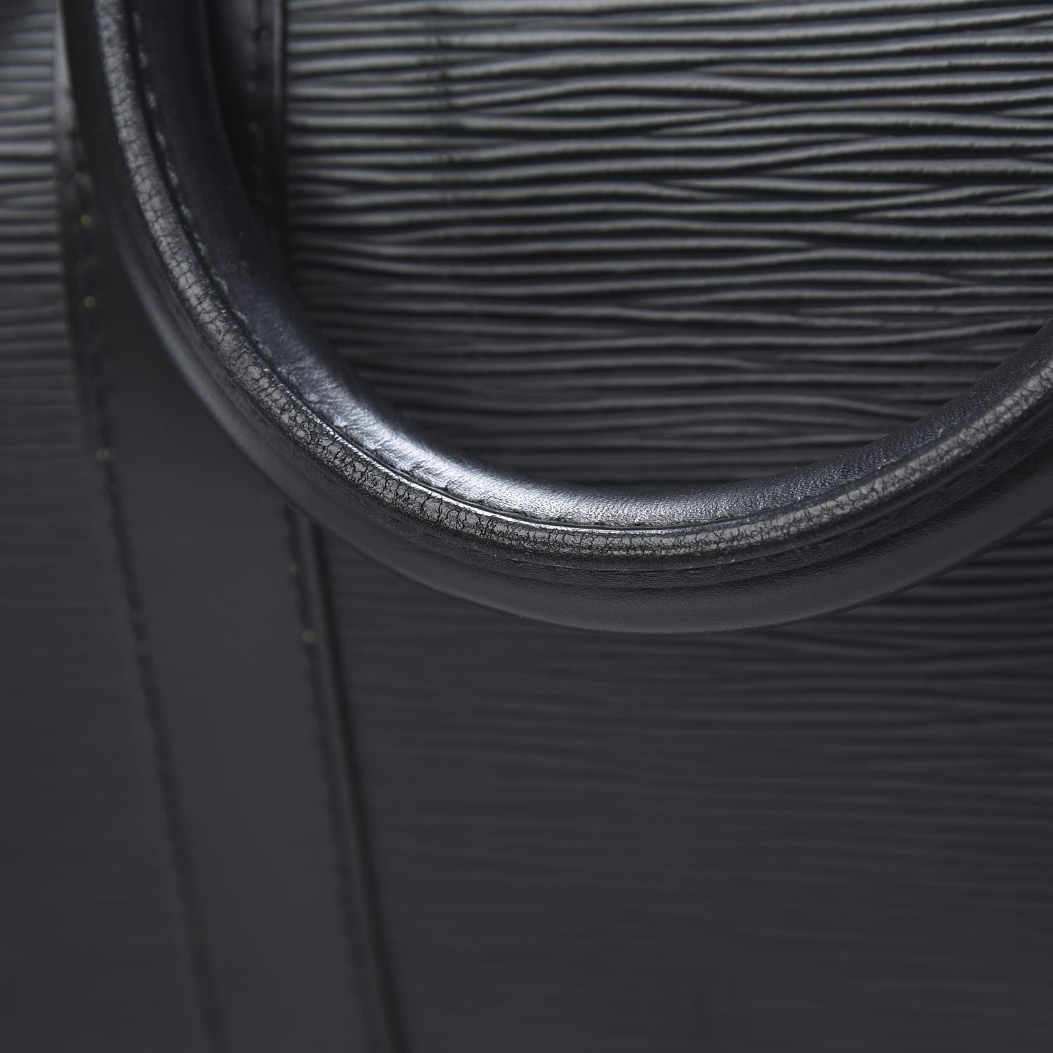 Louis Vuitton Epi Keepall 45 Black 15 of 15