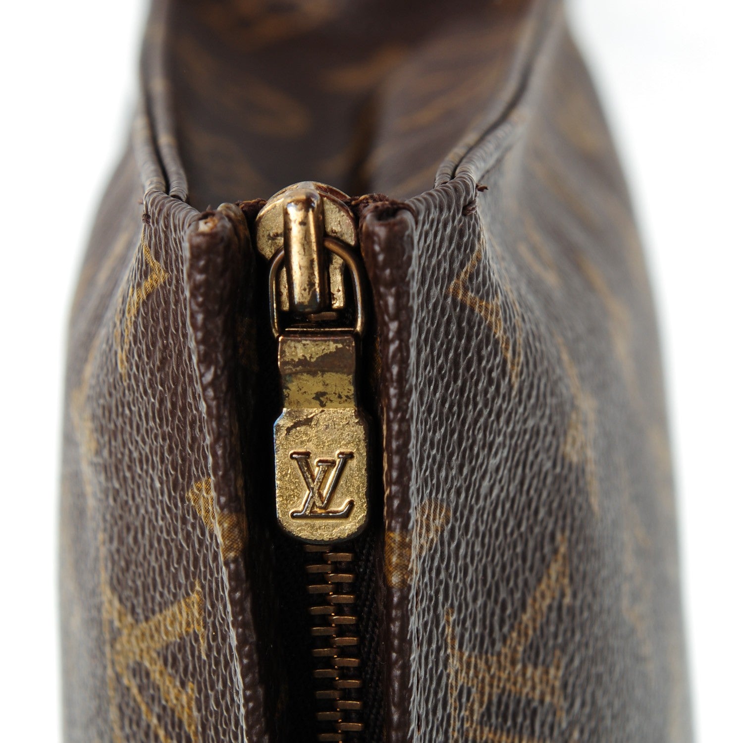 Louis Vuitton Monogram Toiletry Pouch 26 8 of 9