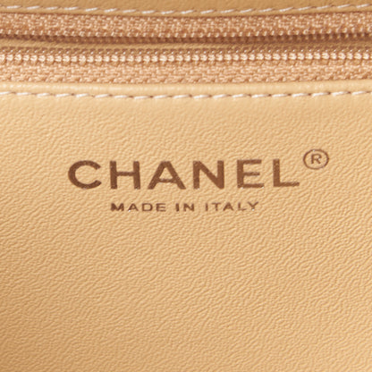 Chanel Raffia Calfskin CC Filigree Vanity Case White 9 of 10