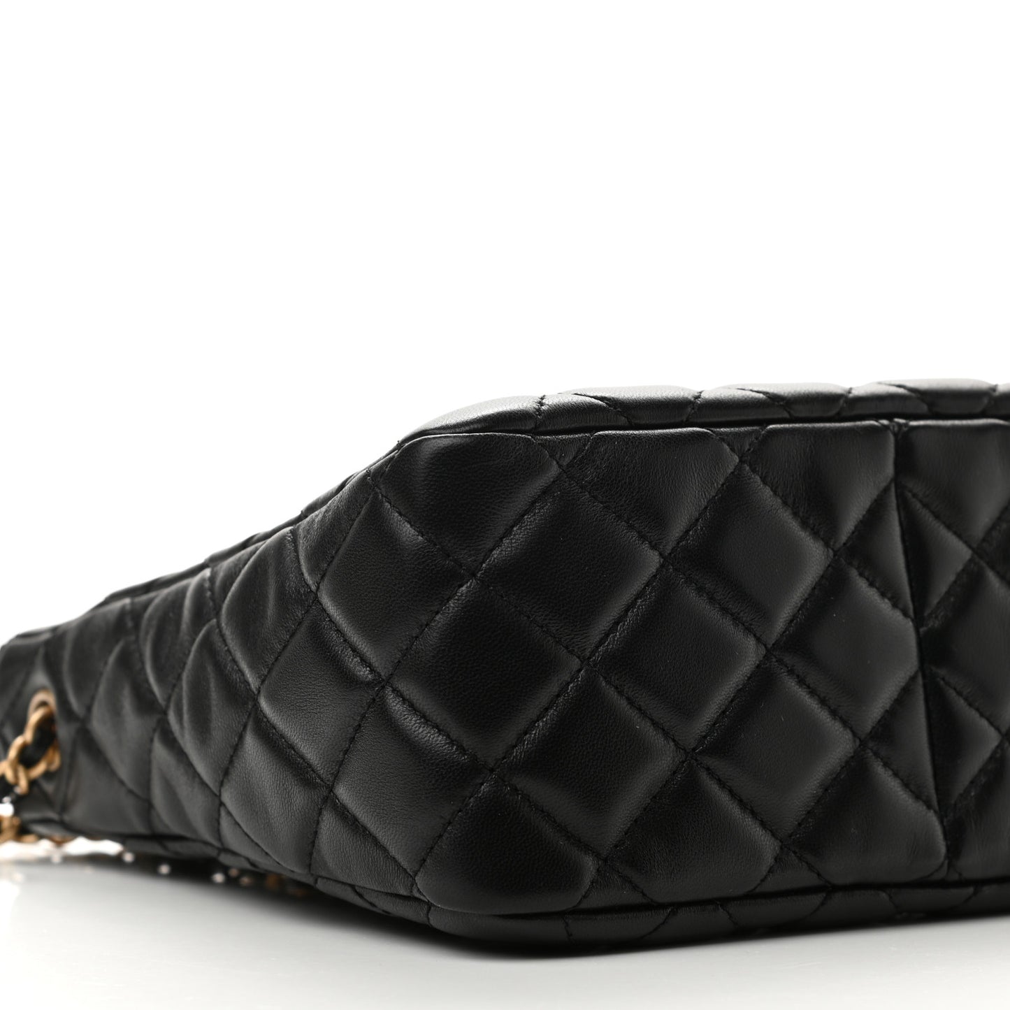 Lambskin Quilted Small Pearl Crush Hobo Black
