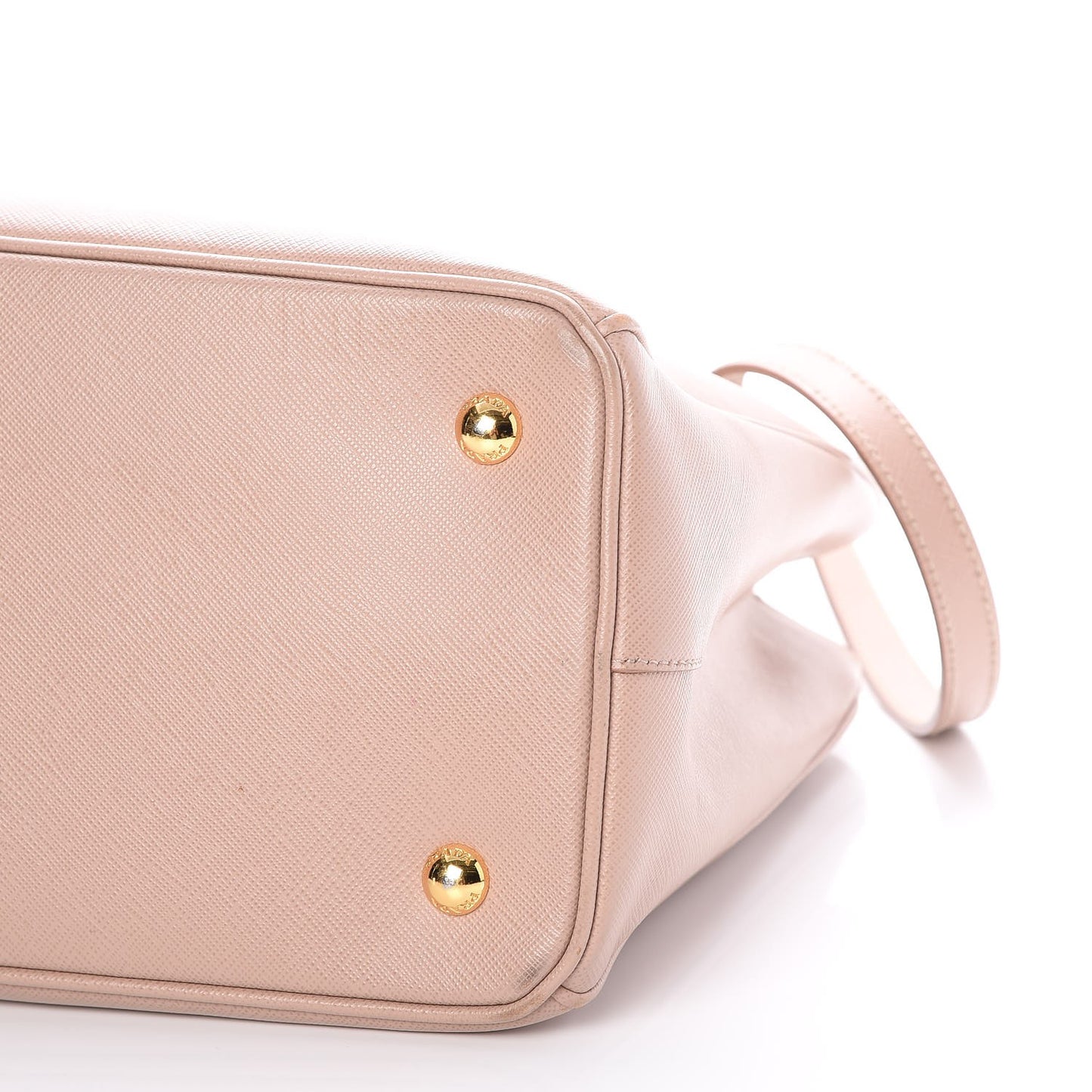 Saffiano Lux Medium Tote Cammeo