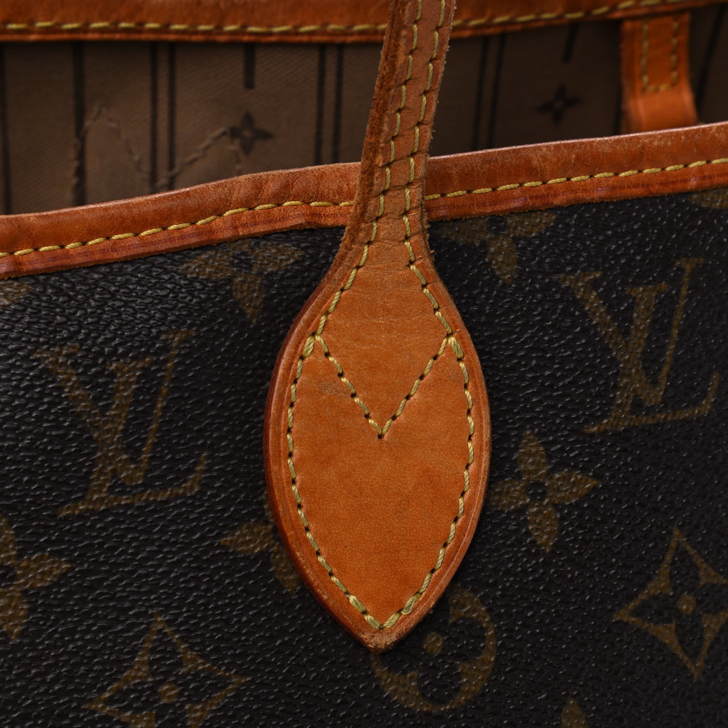 Louis Vuitton Monogram Neverfull MM 11 of 16
