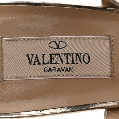 Valentino Garavani Pebbled Calfskin Rockstud Ankle Strap Pumps 40 Skin 8 of 10