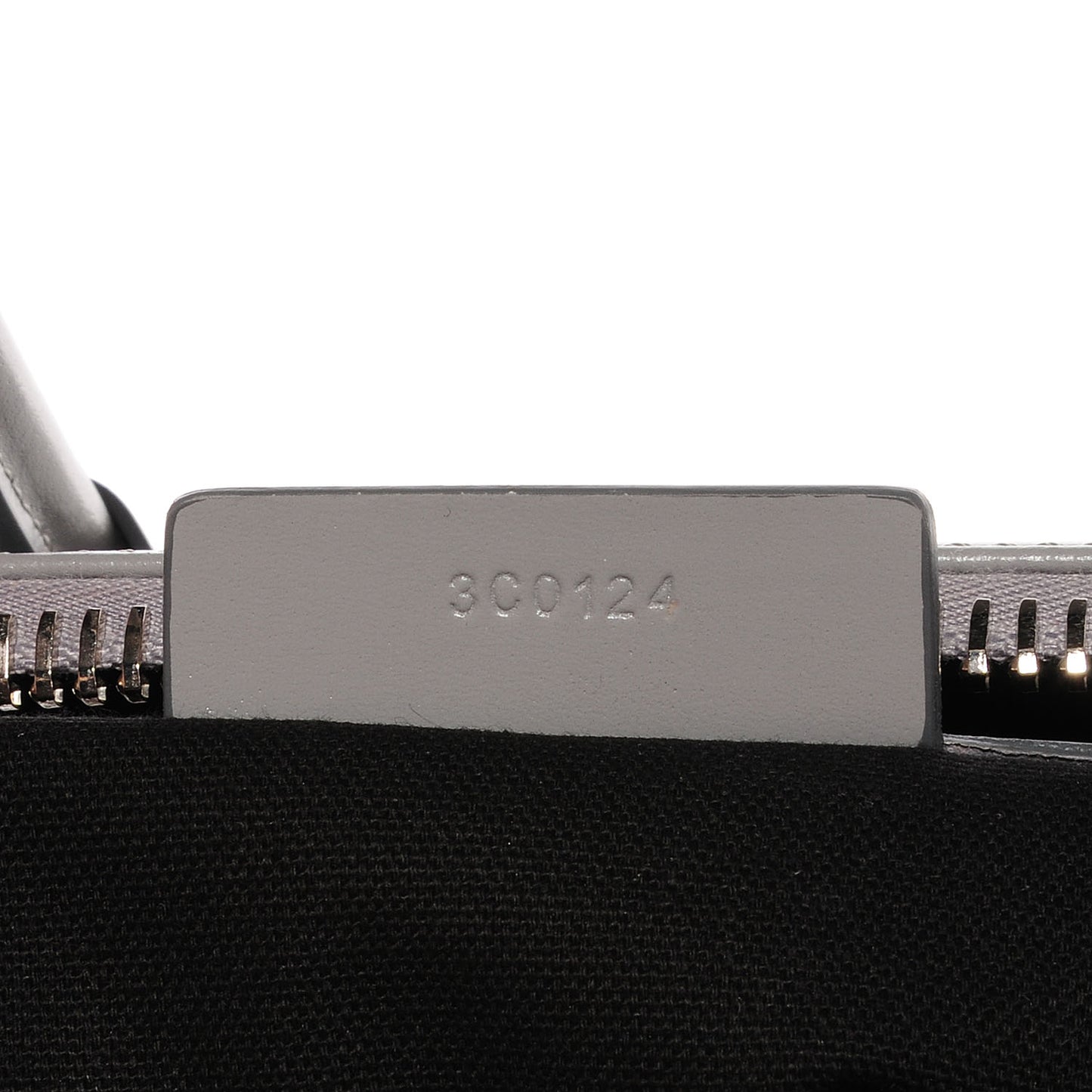 Smooth Calfskin Medium Antigona Pearl Grey