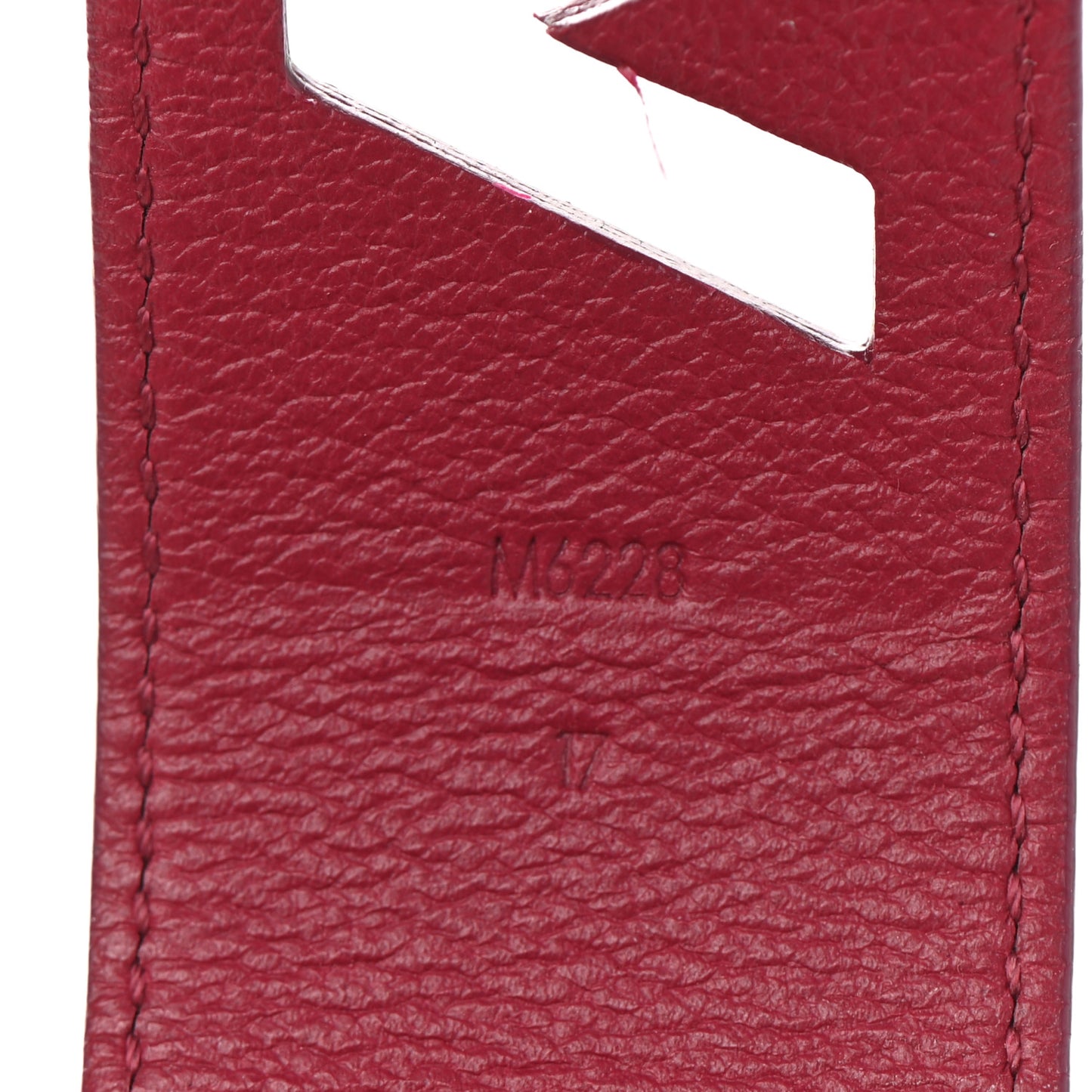 Epi Twist It Cuff 17 Fuschia