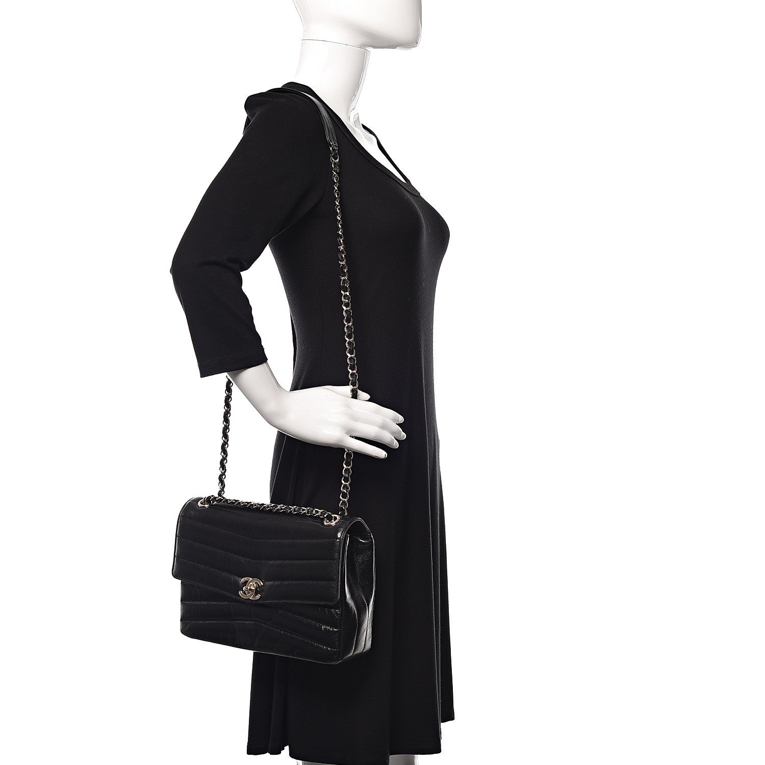 Chanel Shiny Lambskin Chevron Quilted Miroir Black 2 of 14