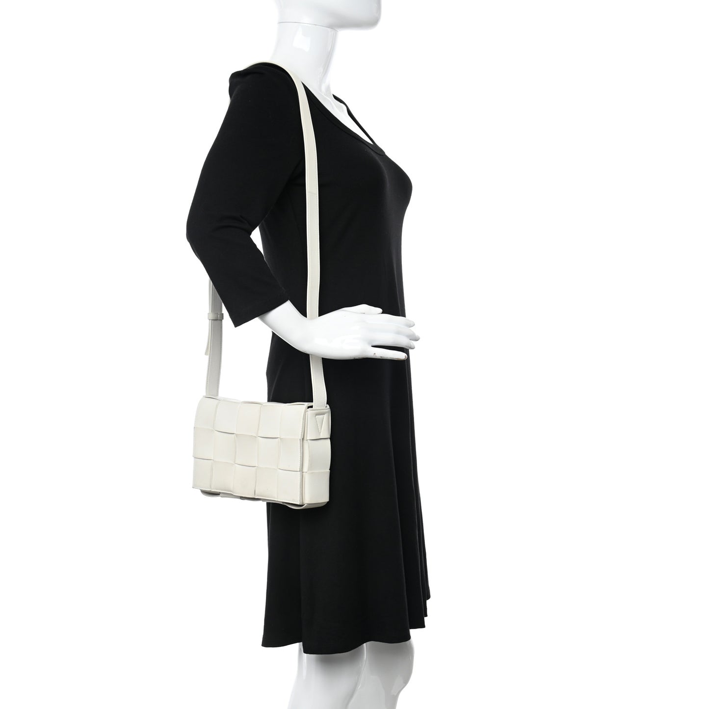 Lambskin Maxi Intrecciato Cassette Crossbody Bag White