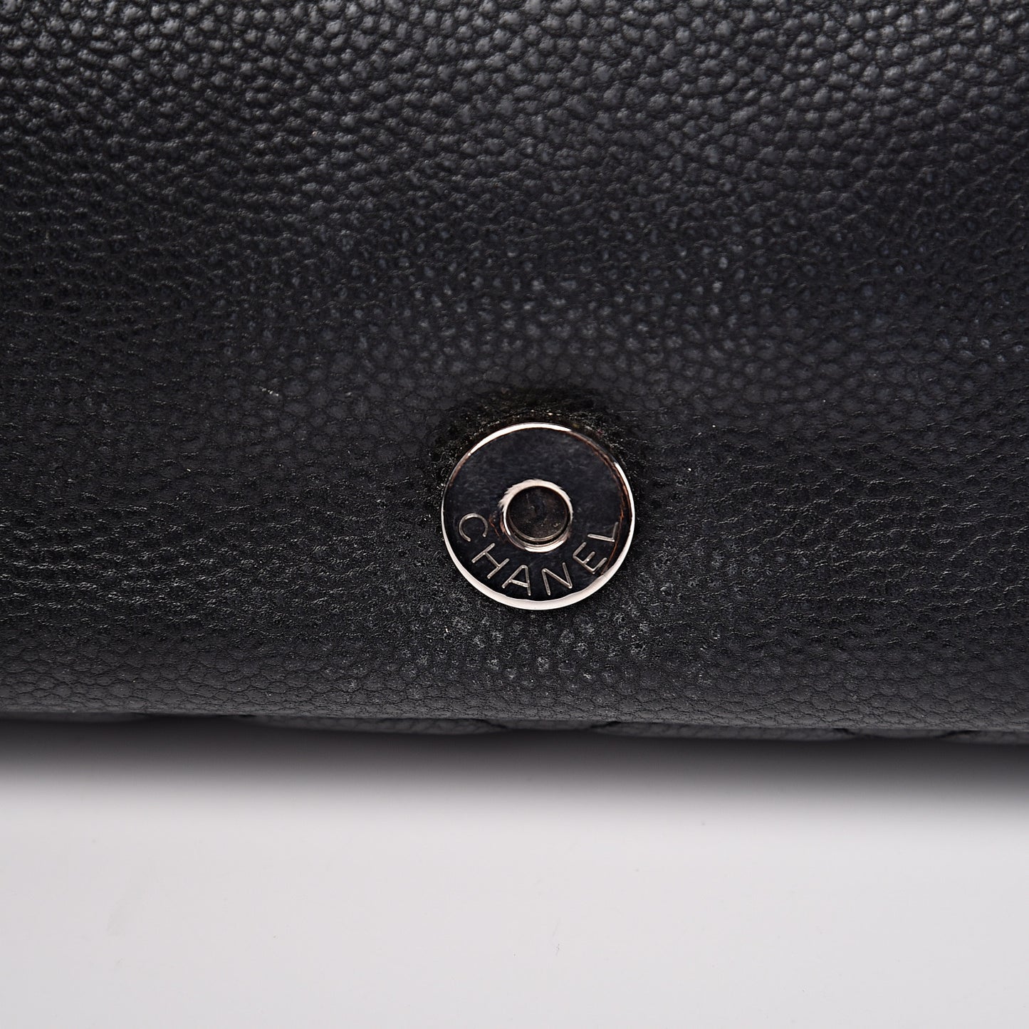 Caviar Medium Timeless CC Flap Black