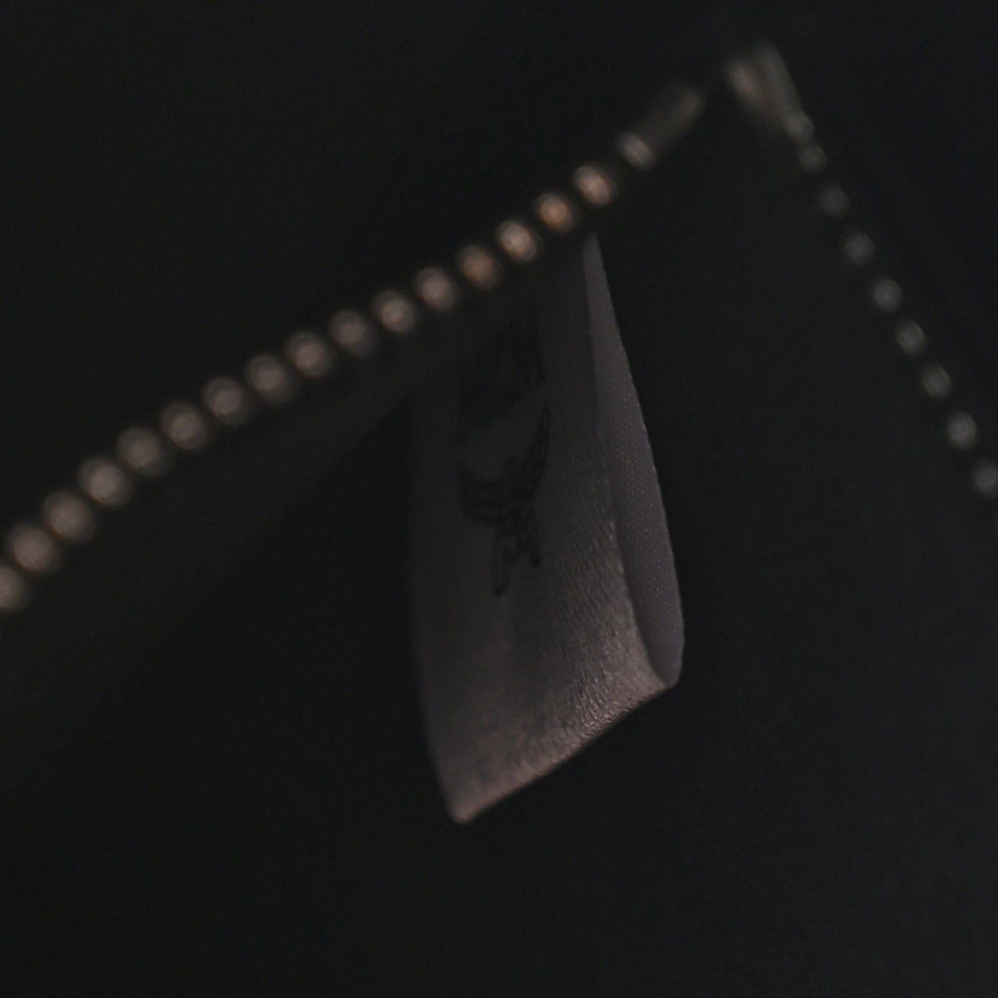 Grained Calfskin Visetos Medium Sarah Hobo Black